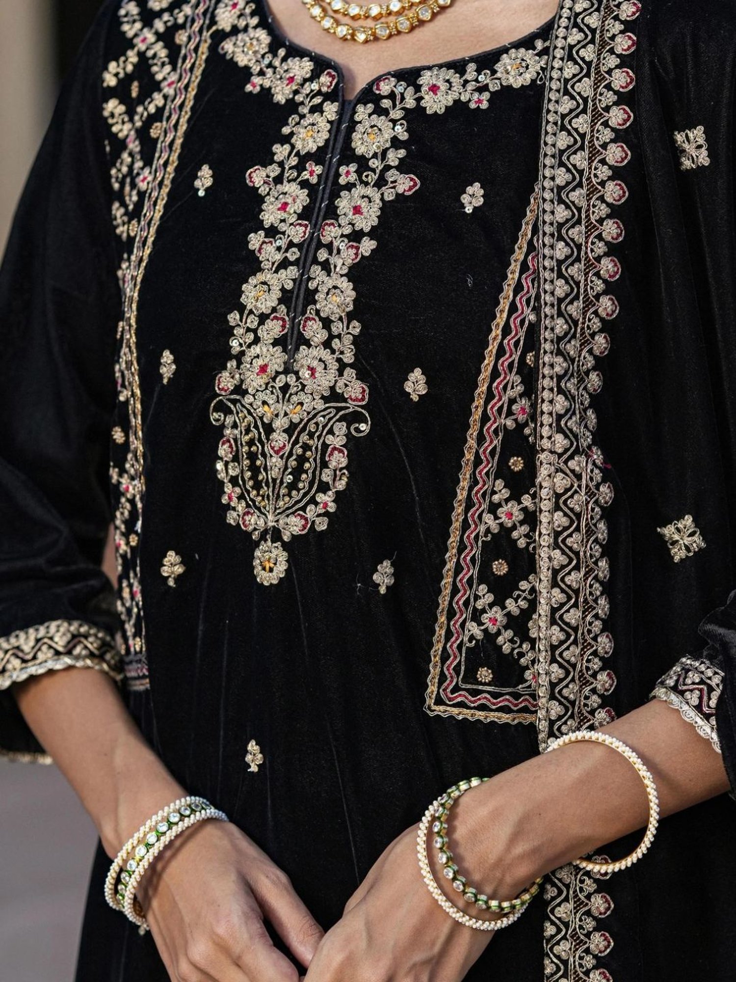 Scakhi Black Velvet Zari Embroidered Suit Set Kurta With Pant And Dupatta