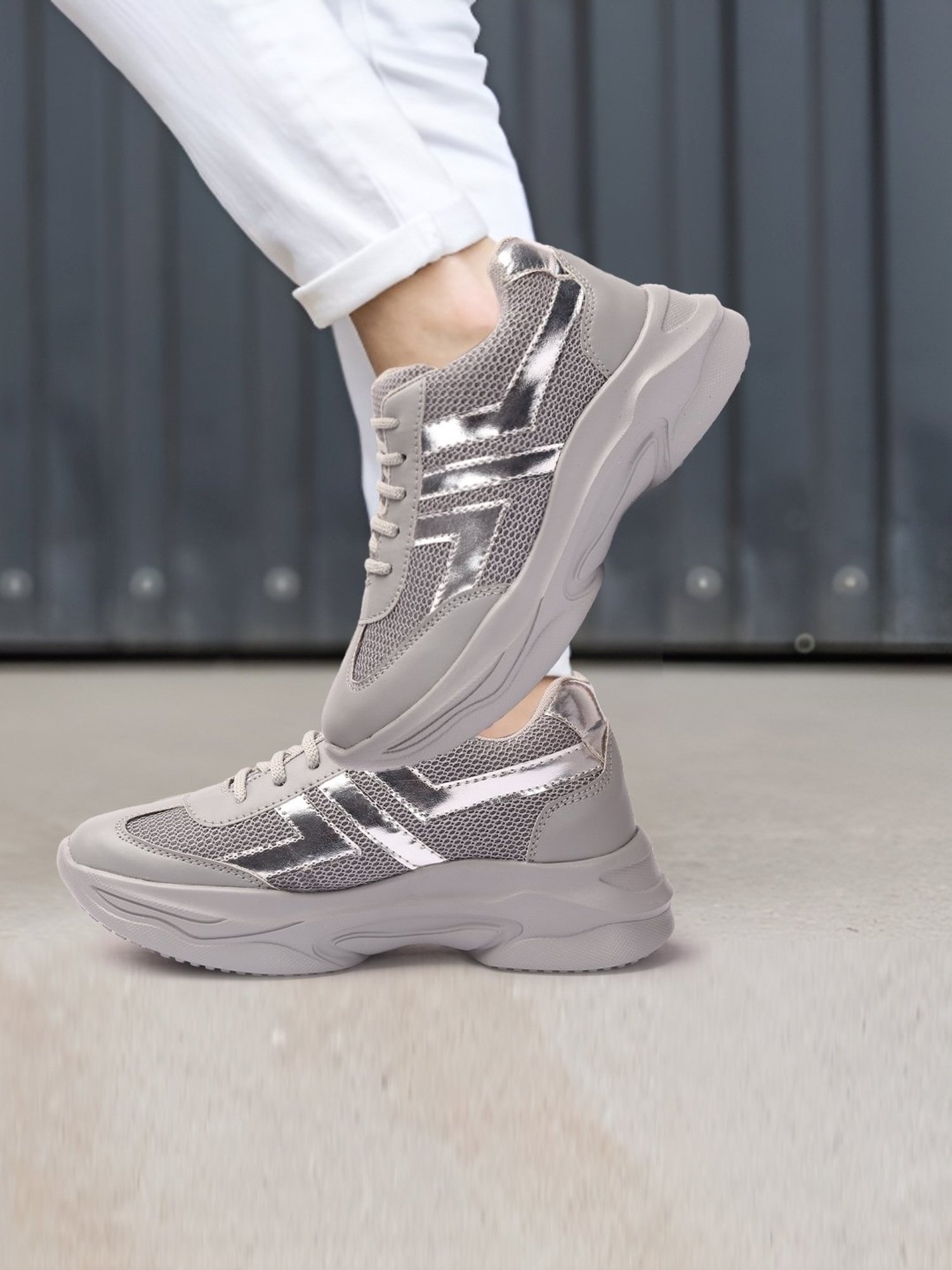 Iconics Women's Grey Running Shoes