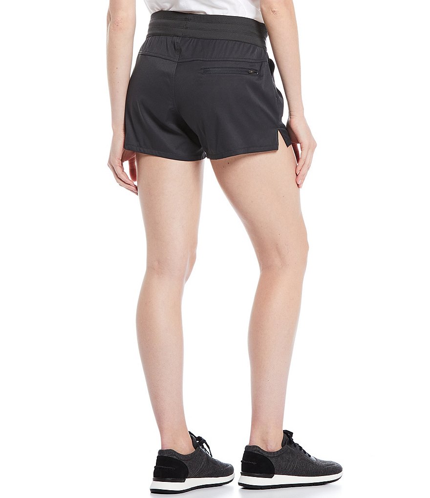 The North Face Aphrodite Herringbone Pocket Woven Packable Shorts