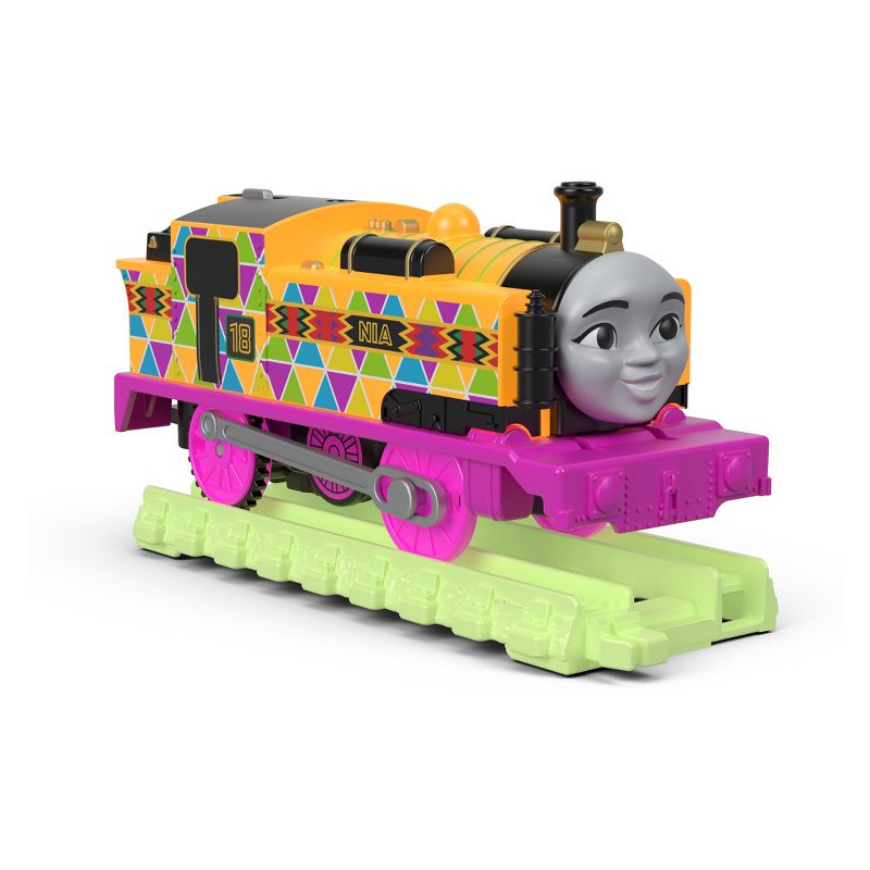 Thomas & Friends TrackMaster Hyper Glow Nia Engine