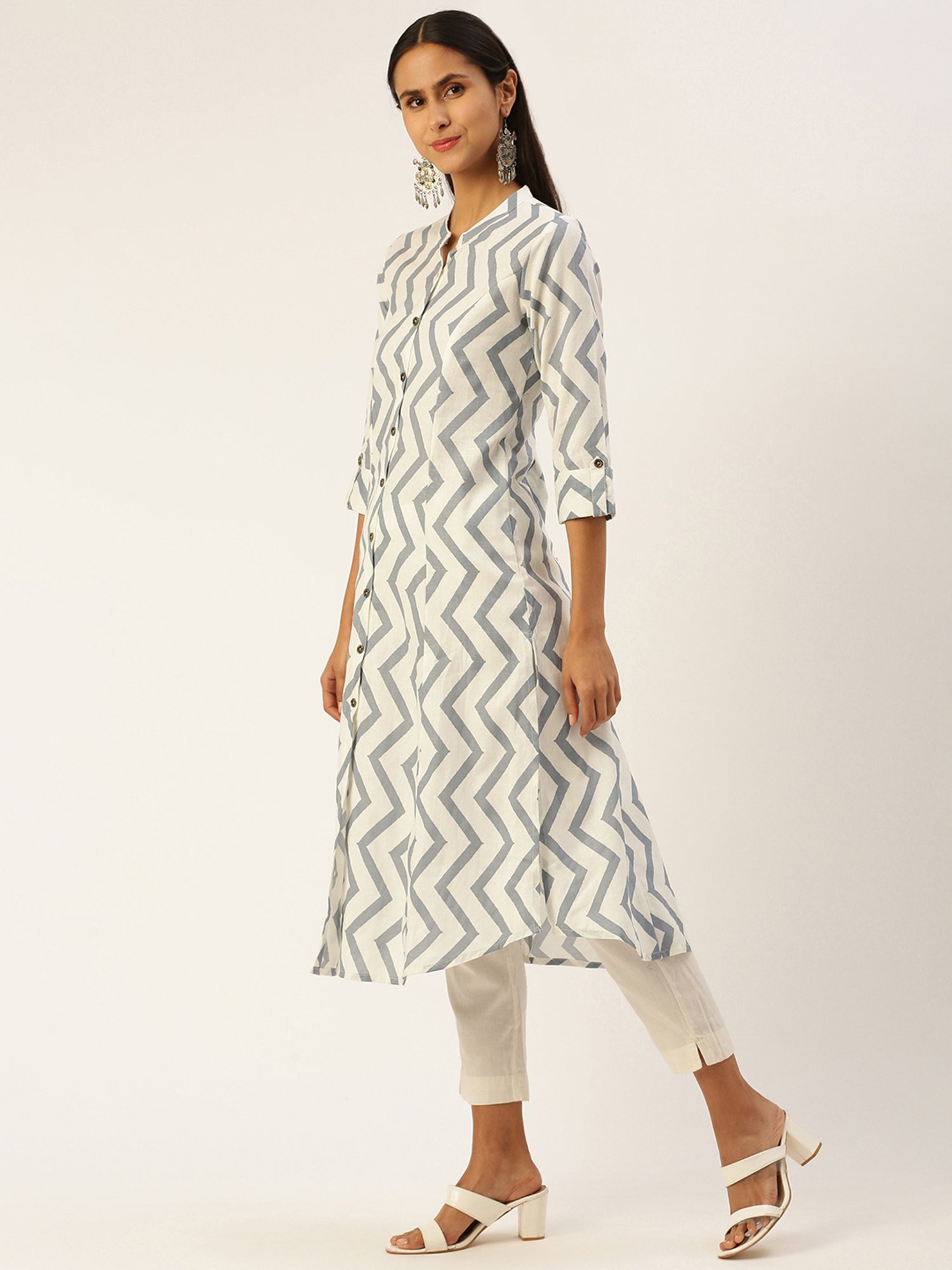 Amukti Beige Floral Print A-Line Kurta