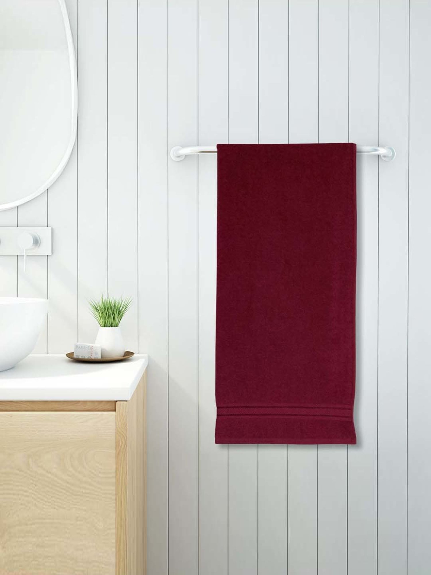 Spaces Day2Day Dark Red Cotton 400 GSM Bath Towel