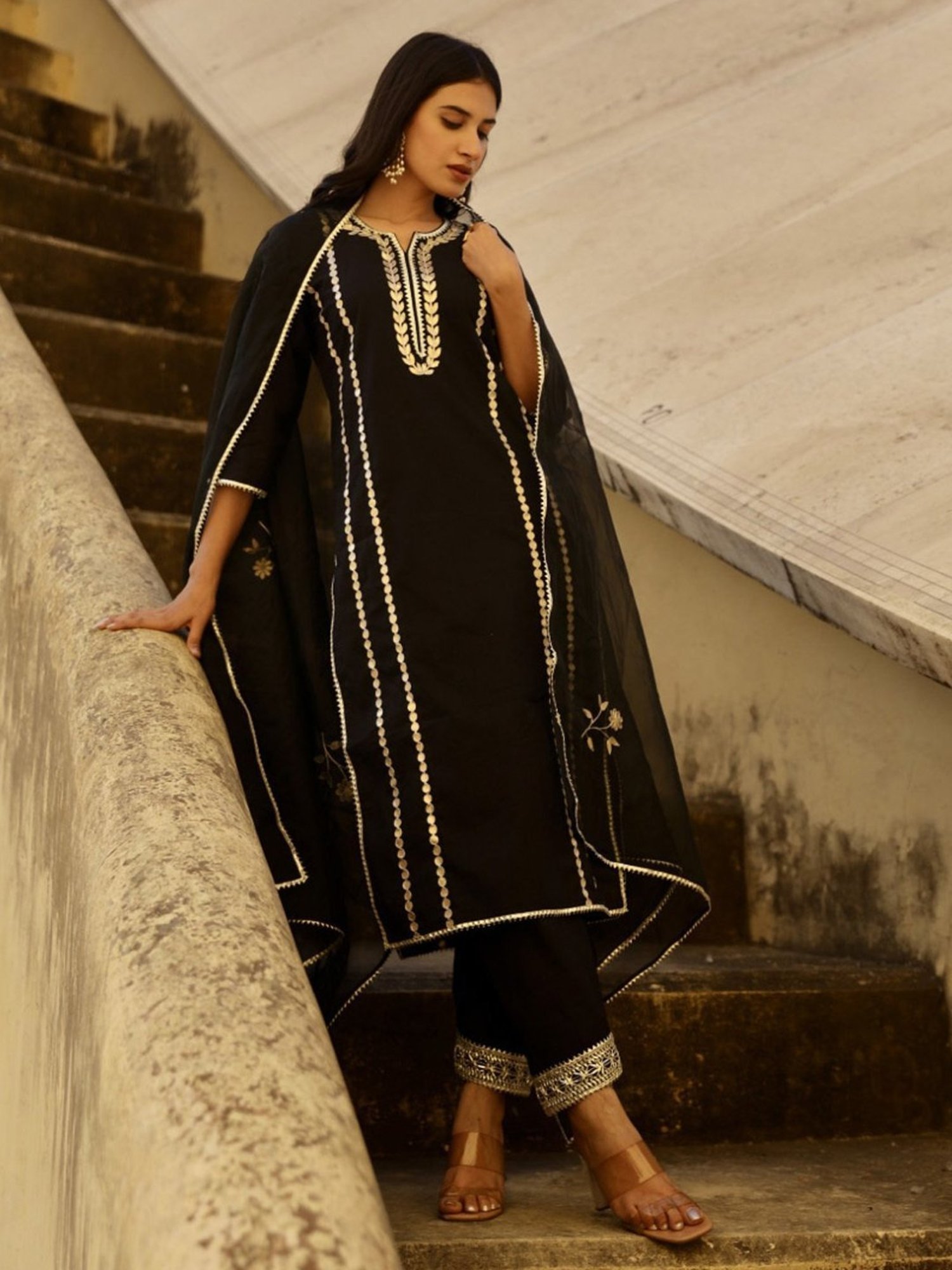 Asrumo Black Gota Patti Cotton Straight Set