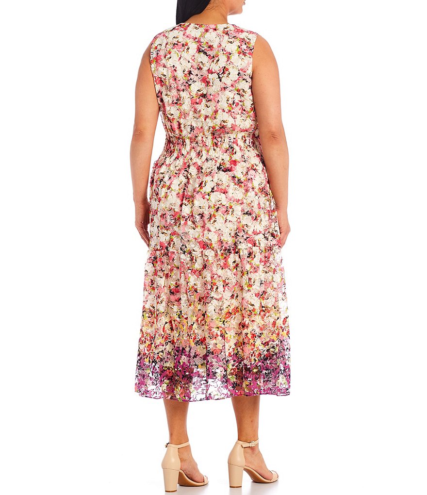 Jkara Plus V-Neck Short Sleeve Beaded Bodice Capelet Gown