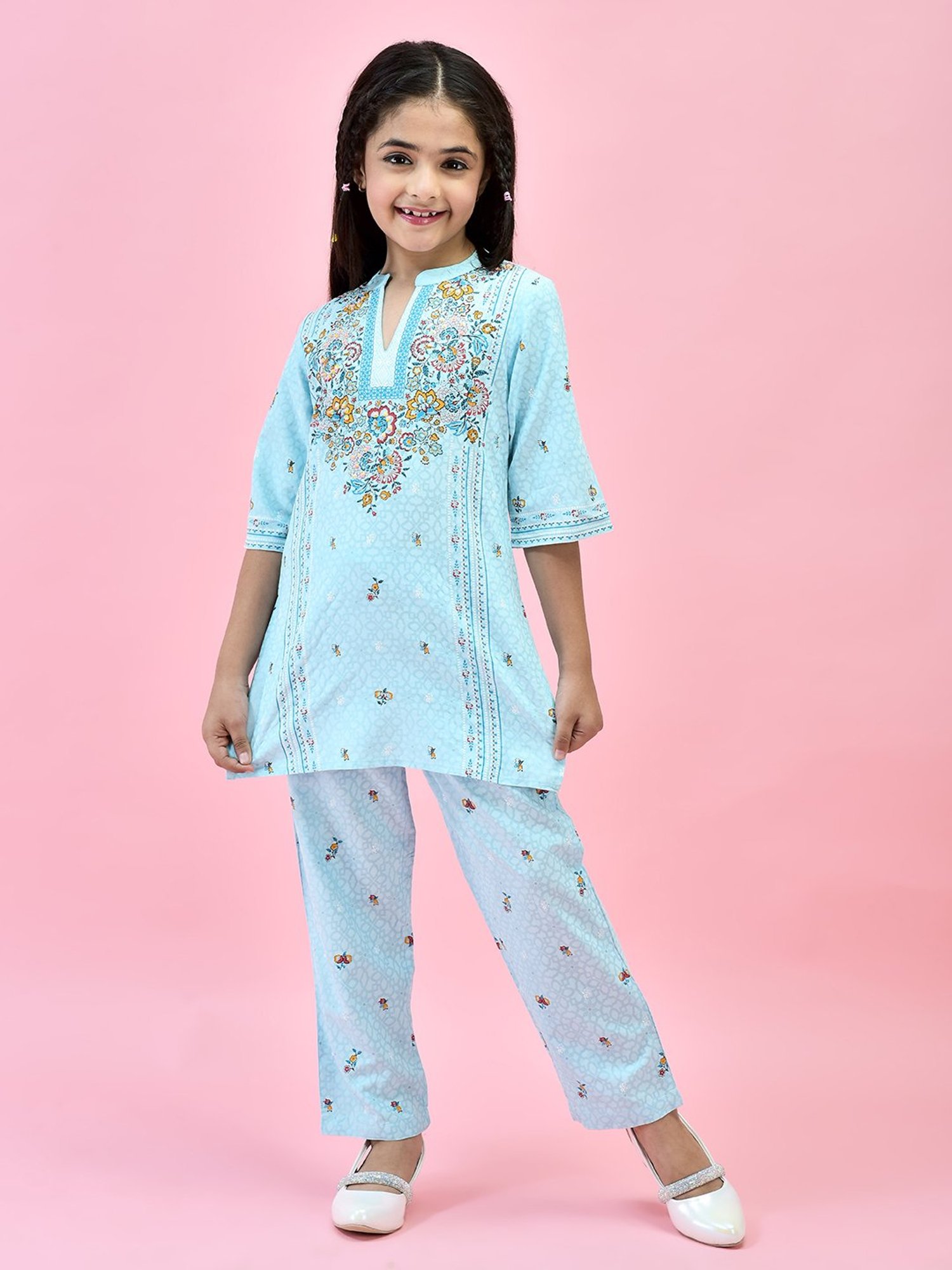 Juniper Girls Blue Floral Print Kurta With Pants