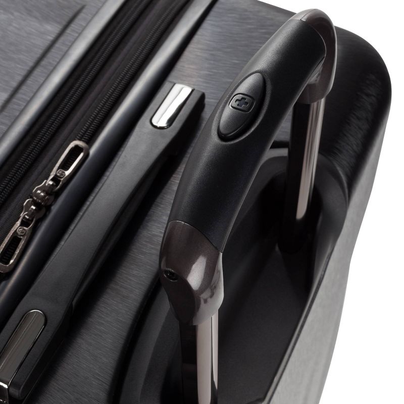 SWISSGEAR 28" Cascade Hardside Suitcase - Black