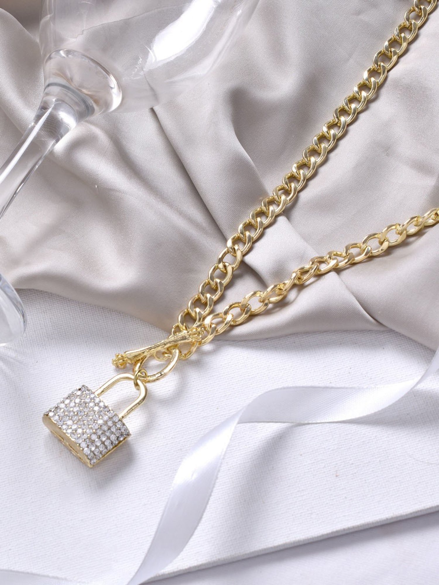 Joker & Witch The Party Edit Gold Lock-it Necklace