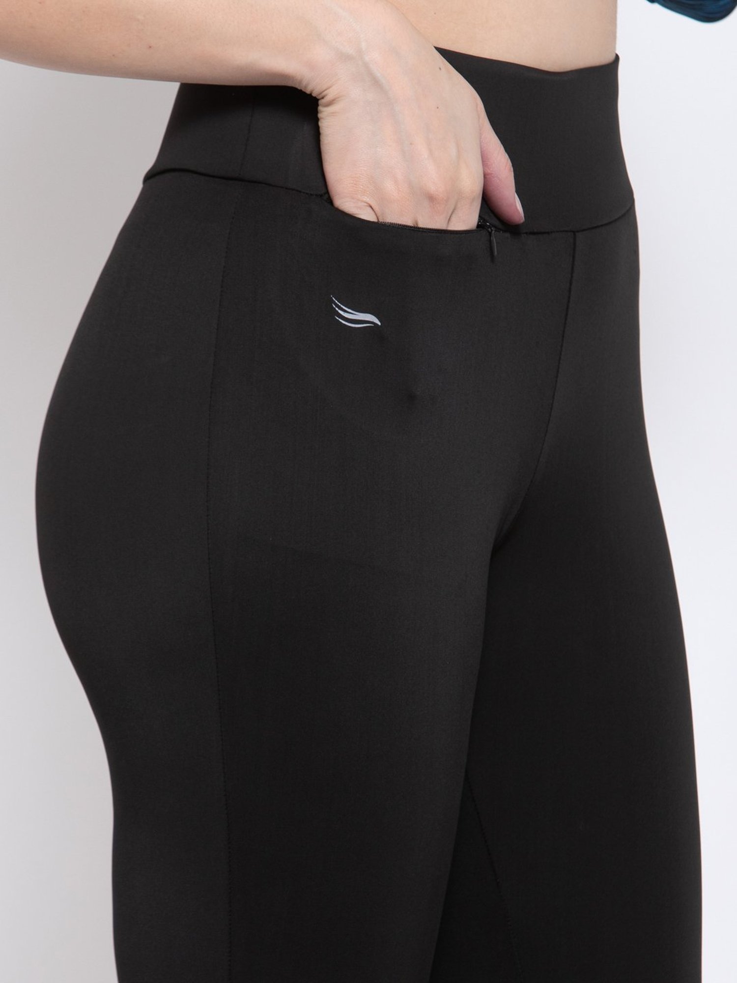 Cukoo Blue & Black Printed Top Capri Set