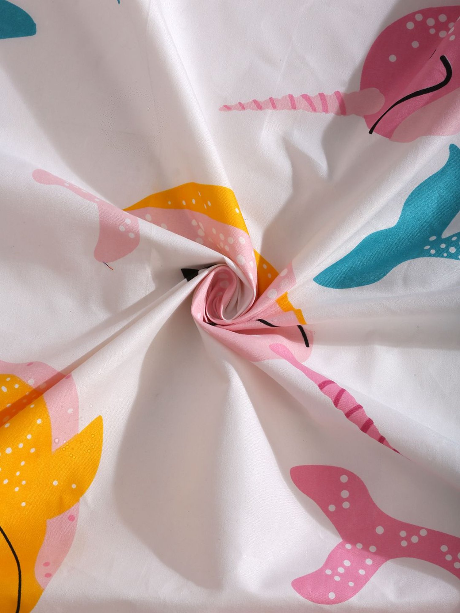 HOSTA HOMES Multicolor Glace Cotton 220 TC Bed Sheet with 2 Pillow Cover