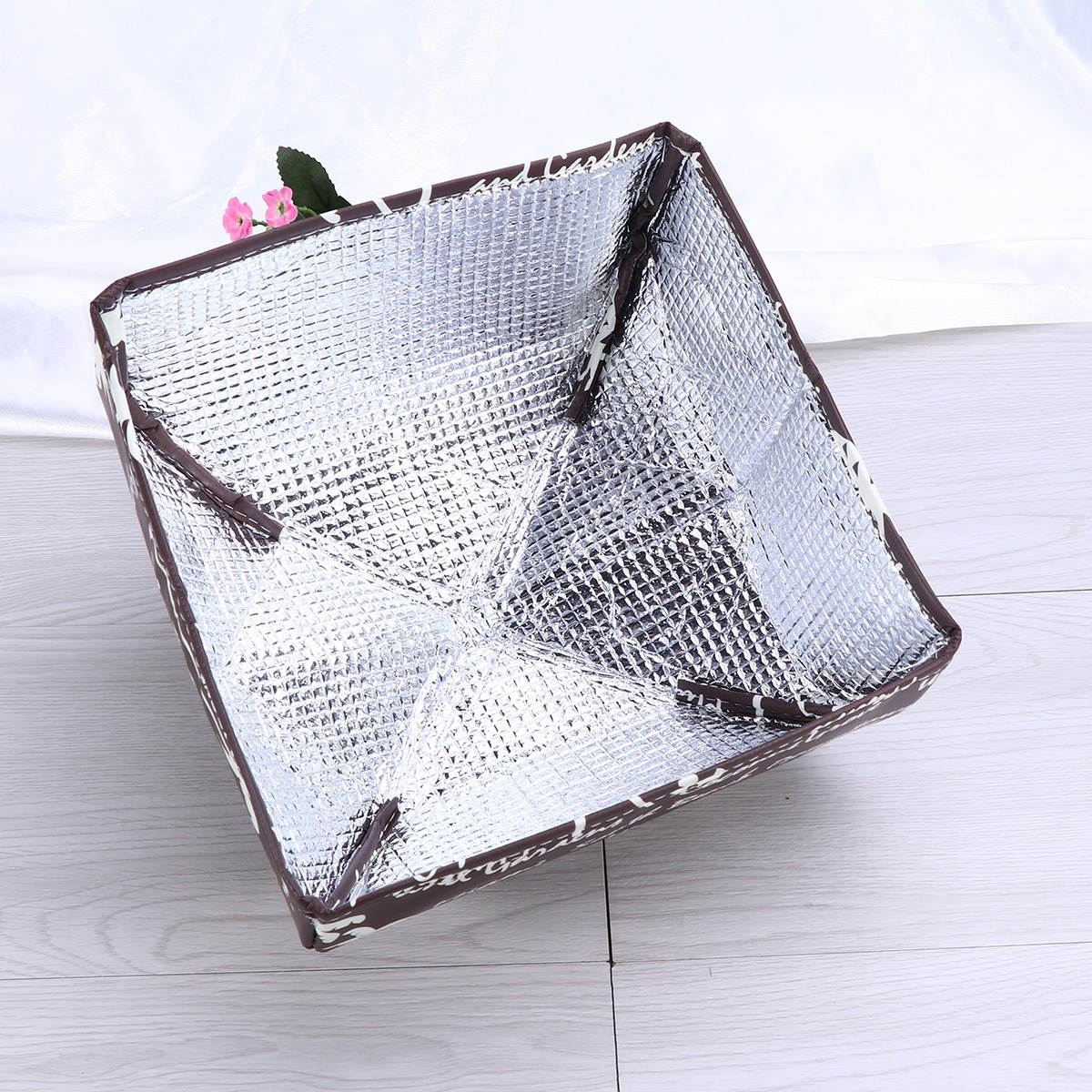 Cups Square Waterproof Foldable Insulated Food Cover with Aluminum Foil Winter Table Hot Food Insulation Dish Cover Kitchen Tool - Size S