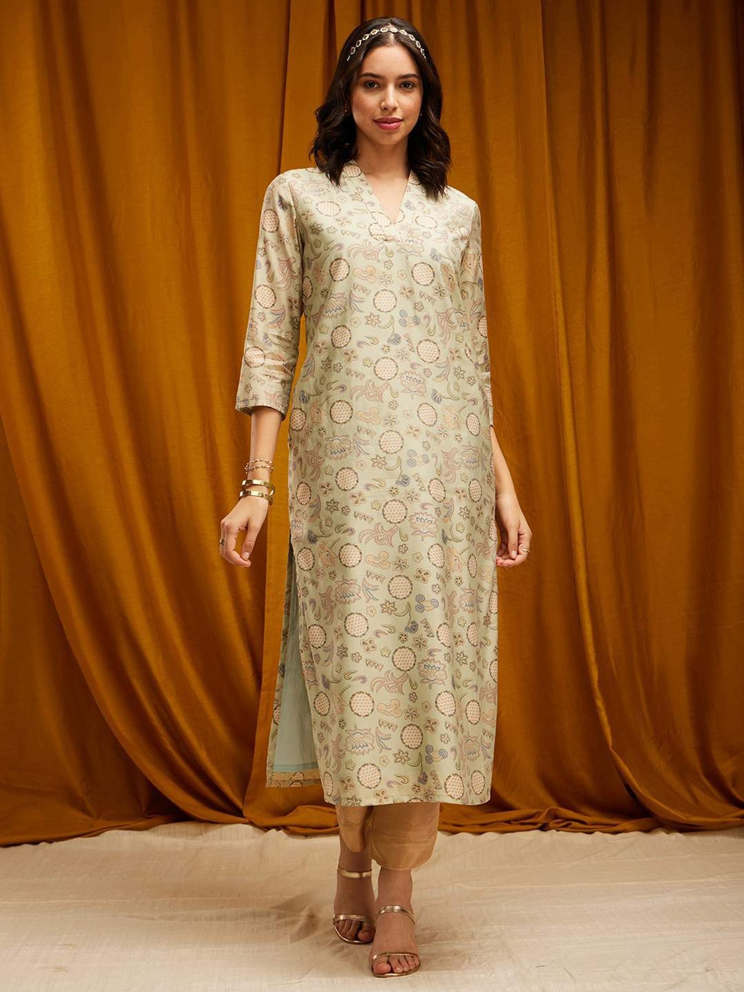 Pink Fort Green Floral Print Straight Kurta