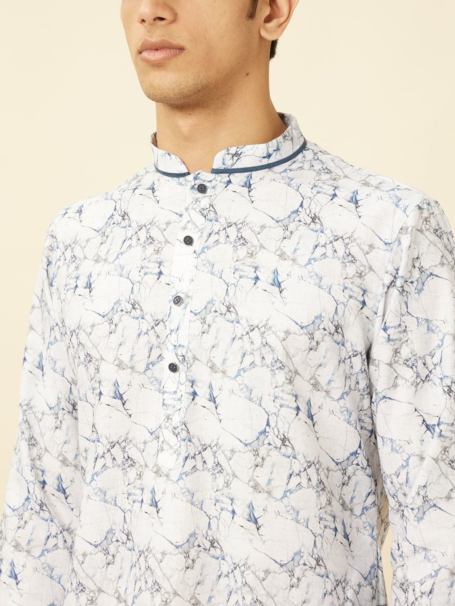 Manthan Red Full Sleeves Solid Kurta