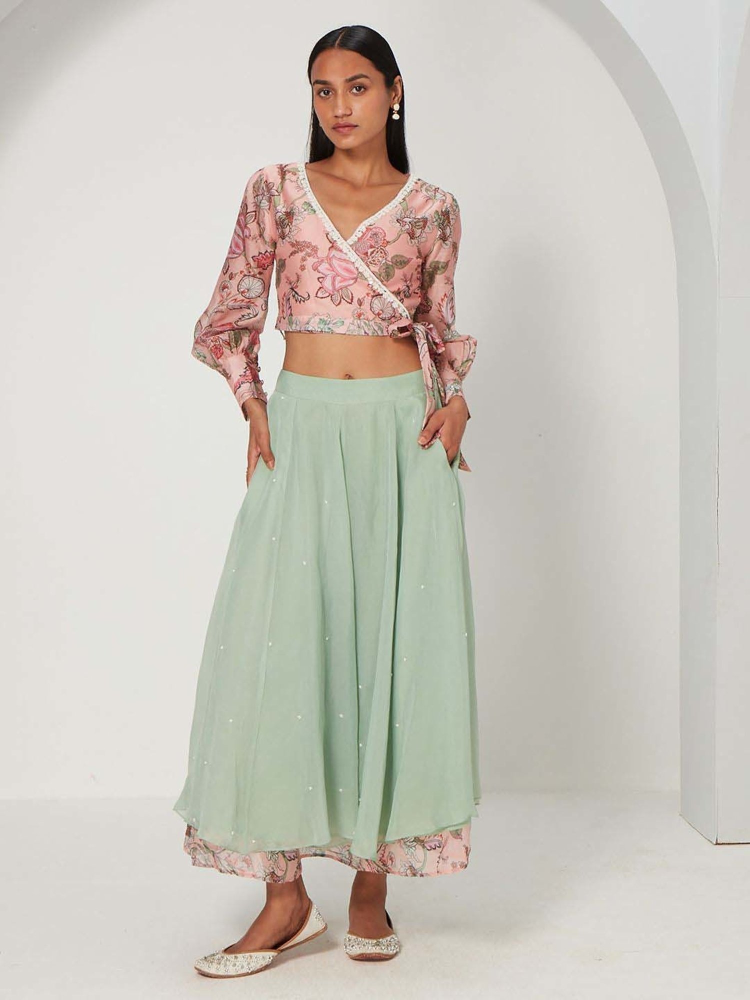 Ancestry Rose Pink Floral Print Crop Top