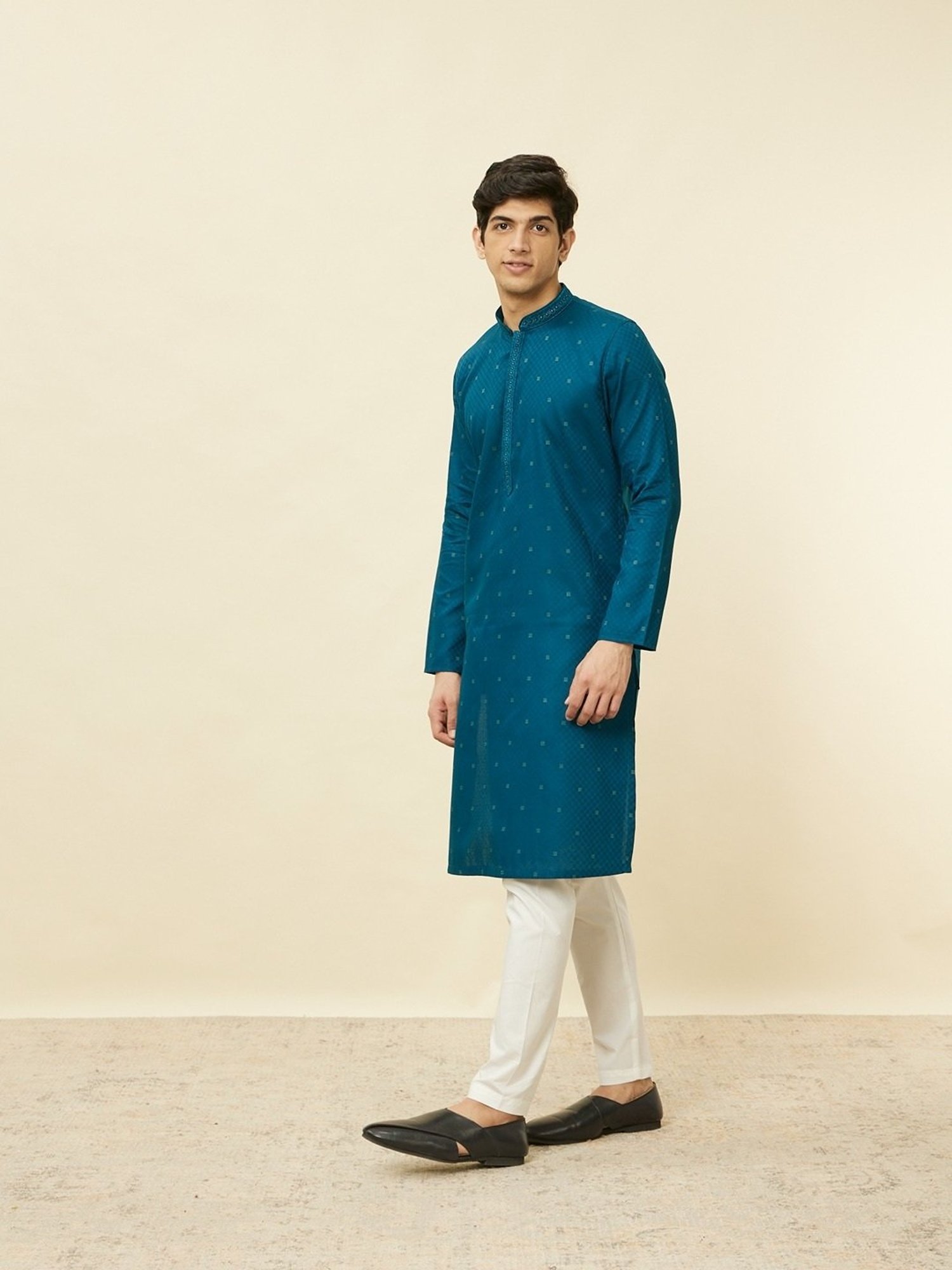 Sanwara Sea Green & White Cotton Regular Fit Chikankari Kurta Bottom Set