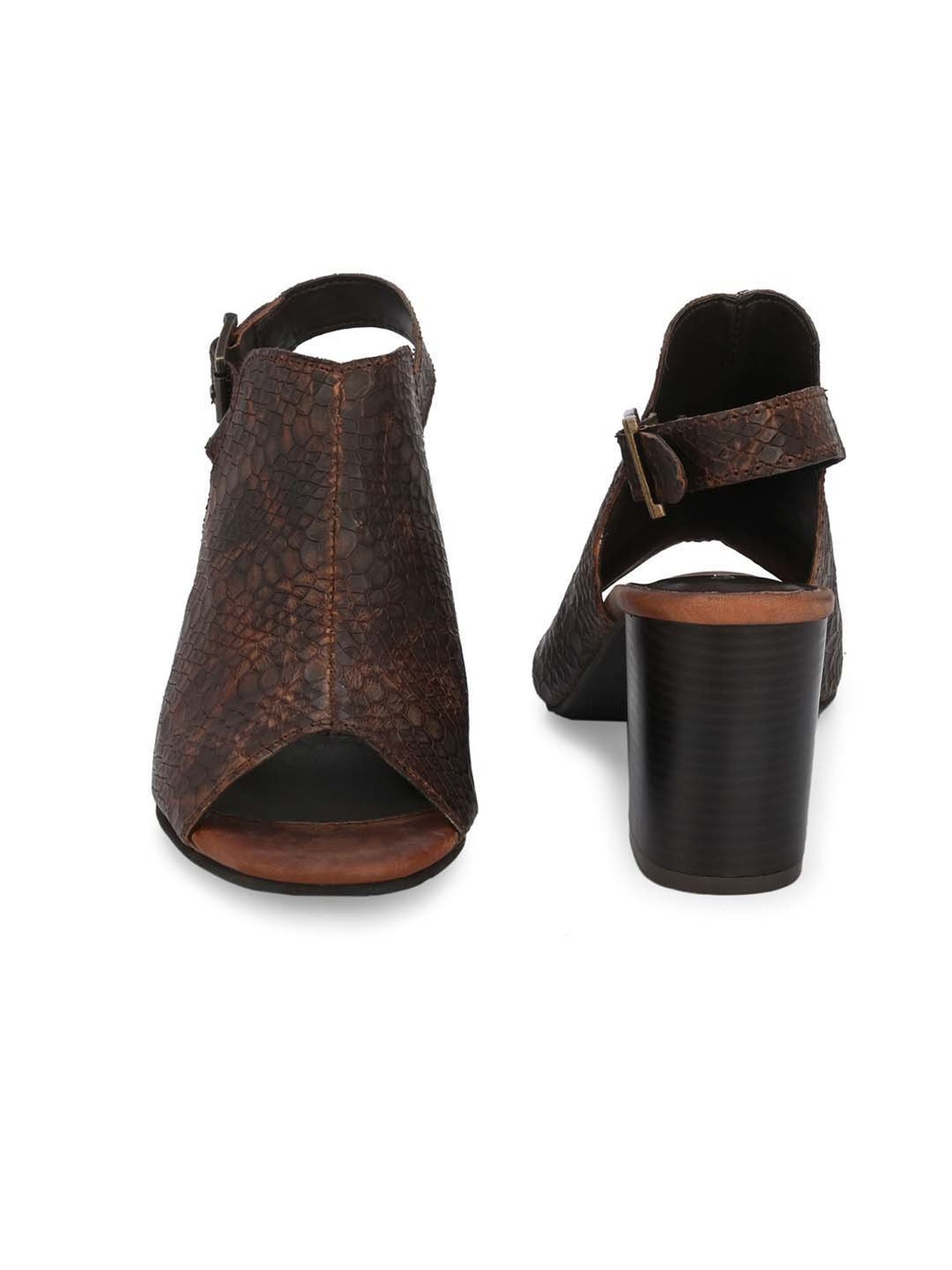 Carlo Romano Women's Brown Ankle Strap Sandals