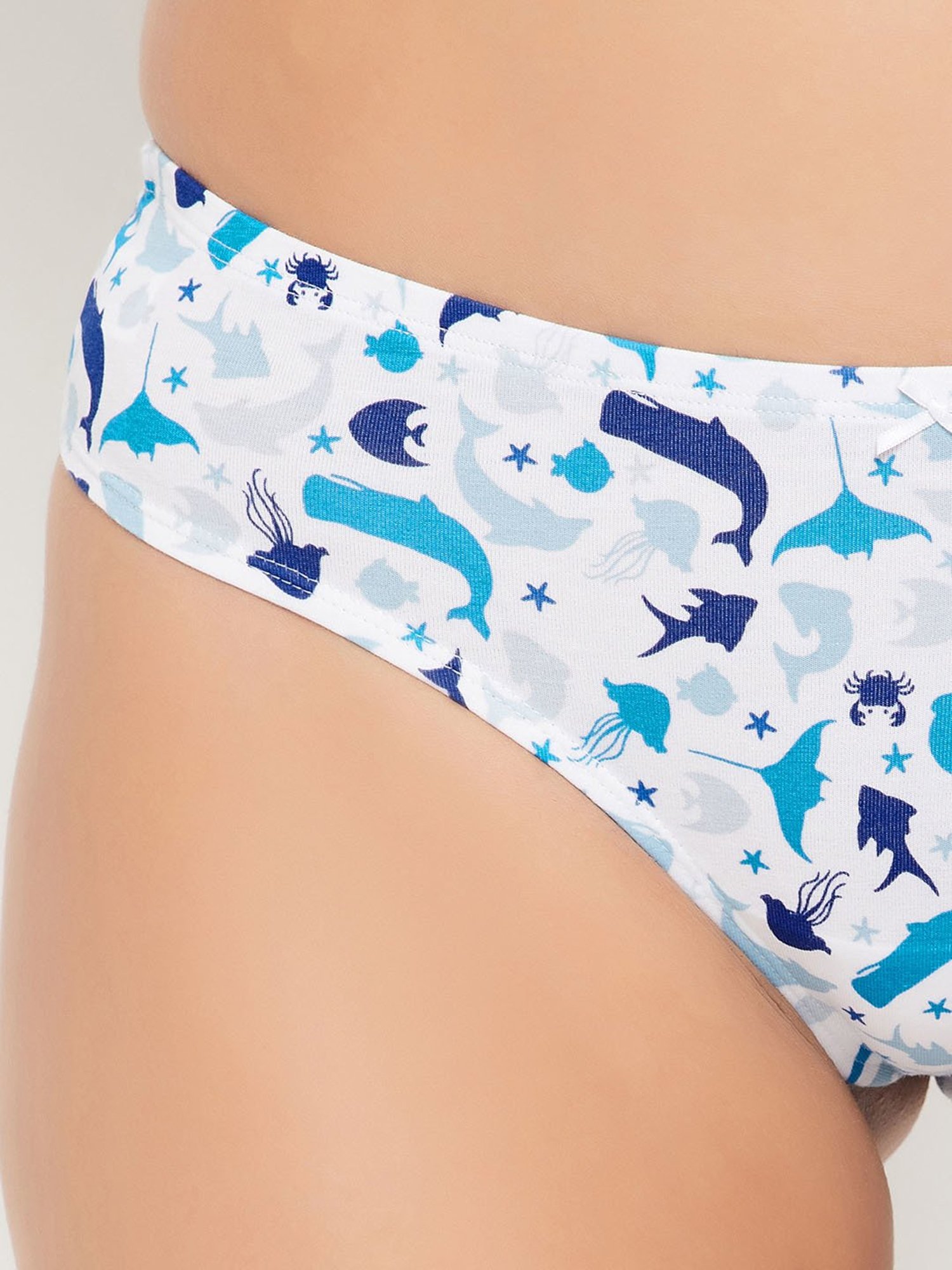 Clovia White Printed Thongs Panty