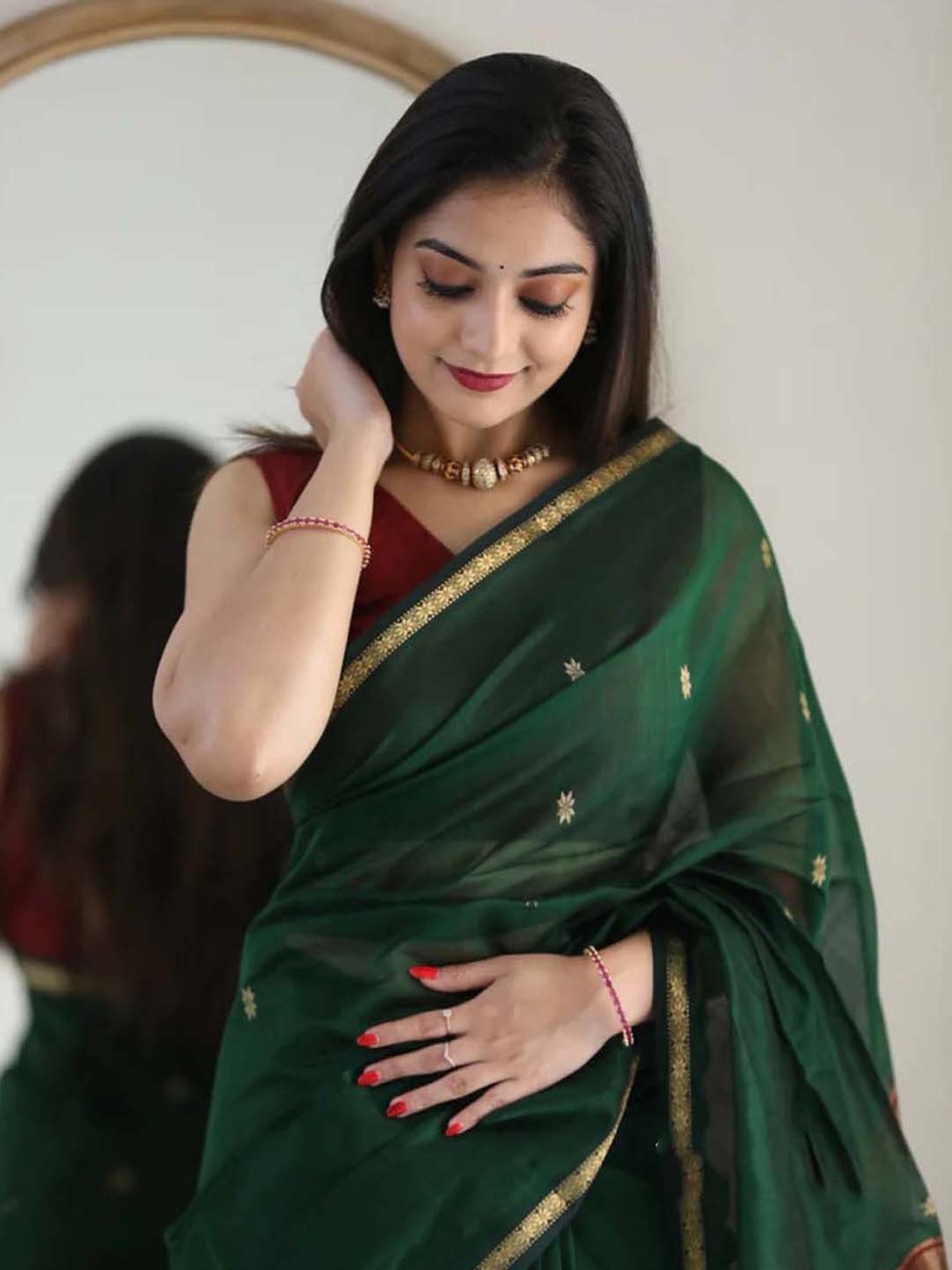 SHUBHKALA Green & Maroon Silk Woven Saree With Unstitched Blouse