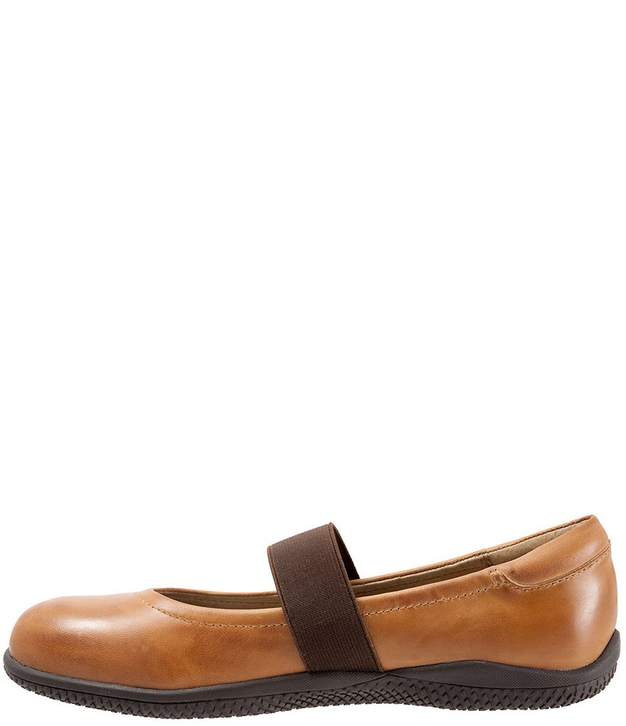 SoftWalk High Point Mary Janes