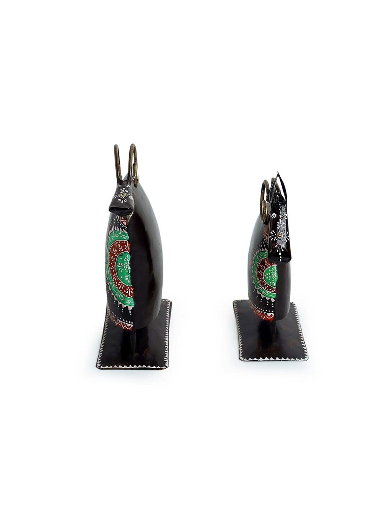 ExclusiveLane 'Festive Oxen' Black Iron Decorative Showpiece - Set of 2