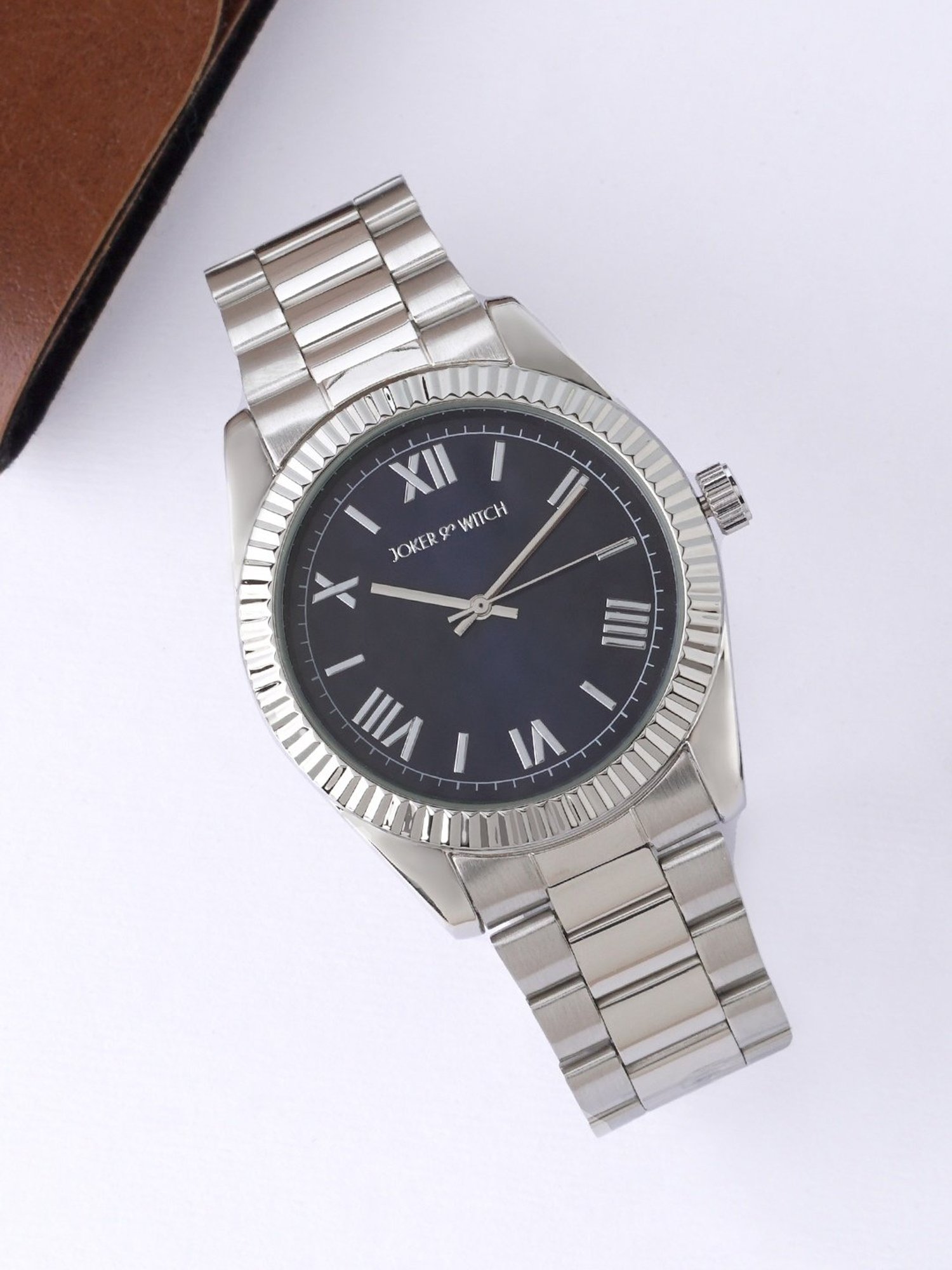 Joker & WItch AMWW703 Analog Watch for Men