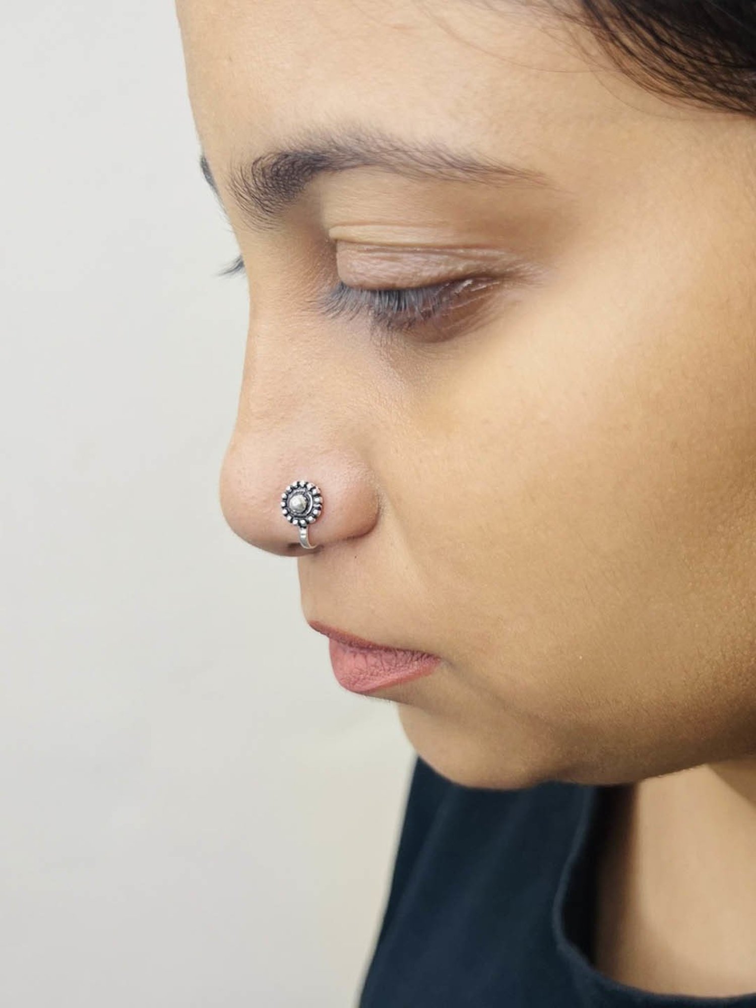 Zavya 92.5 Sterling Silver Floral Nosepin for Women