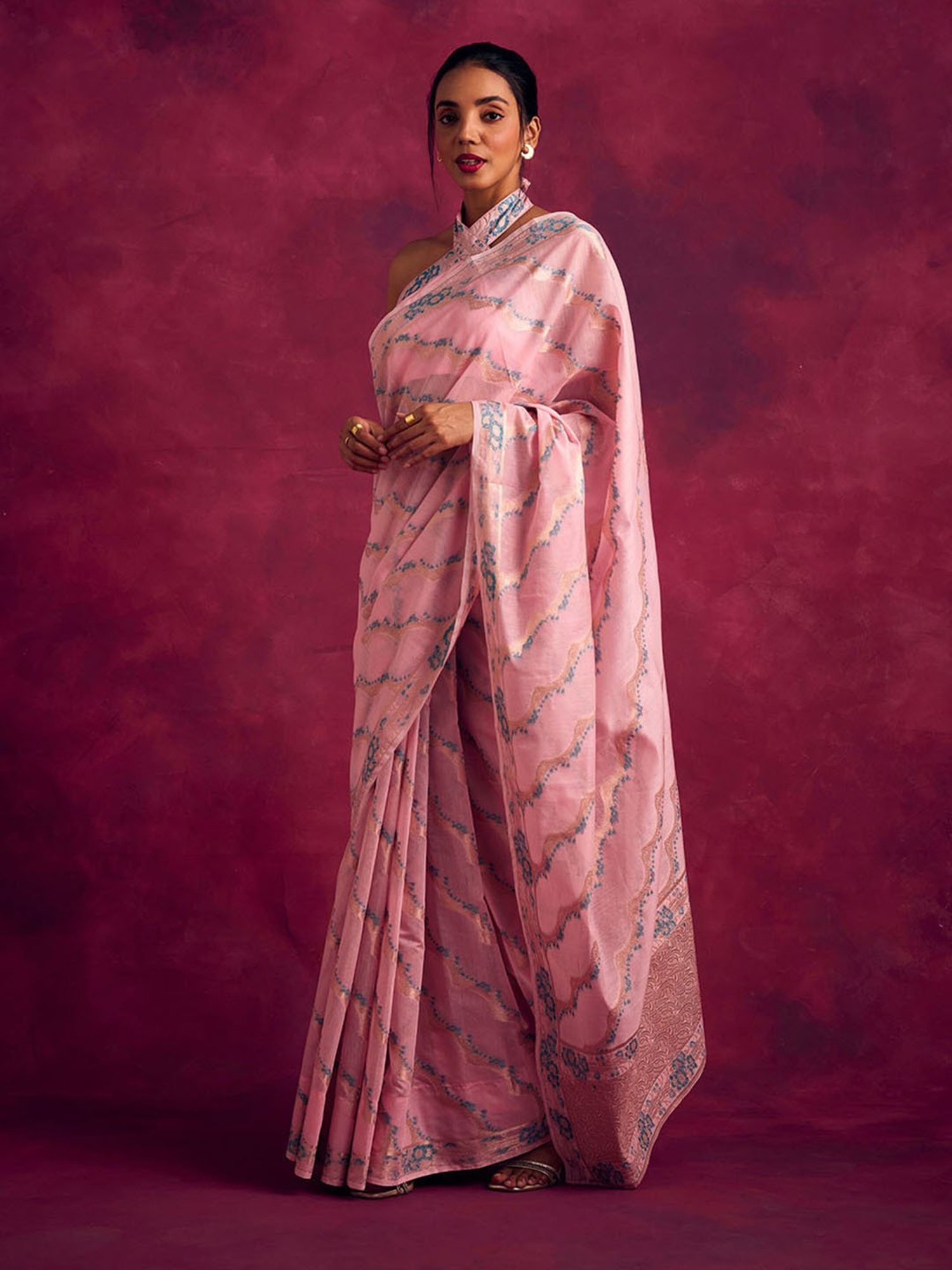 Abhishti Pink Woven Saree Without Blouse