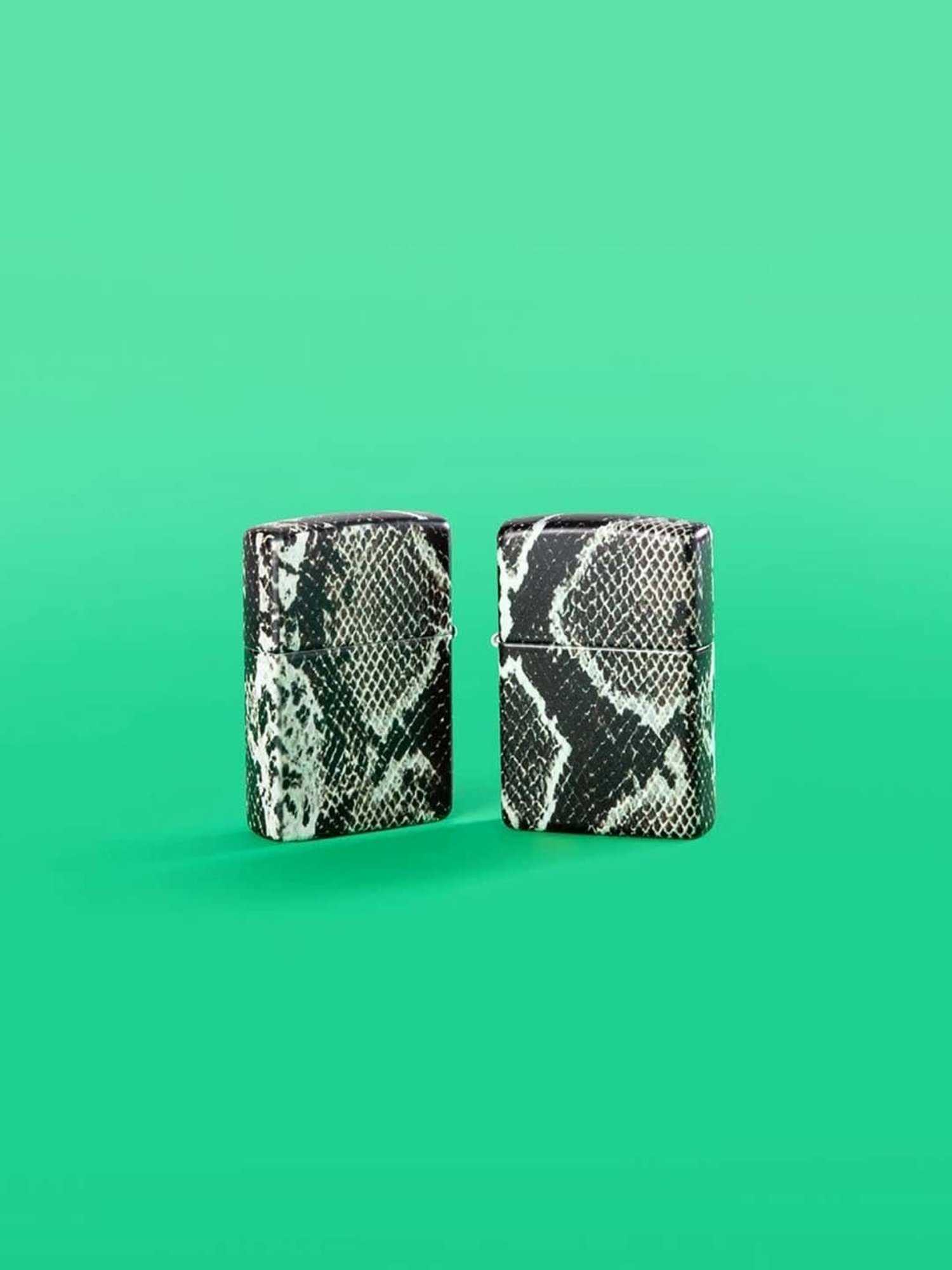 ZIPPO Snake Skin Design Black Brass Windproof Pocket Lighter