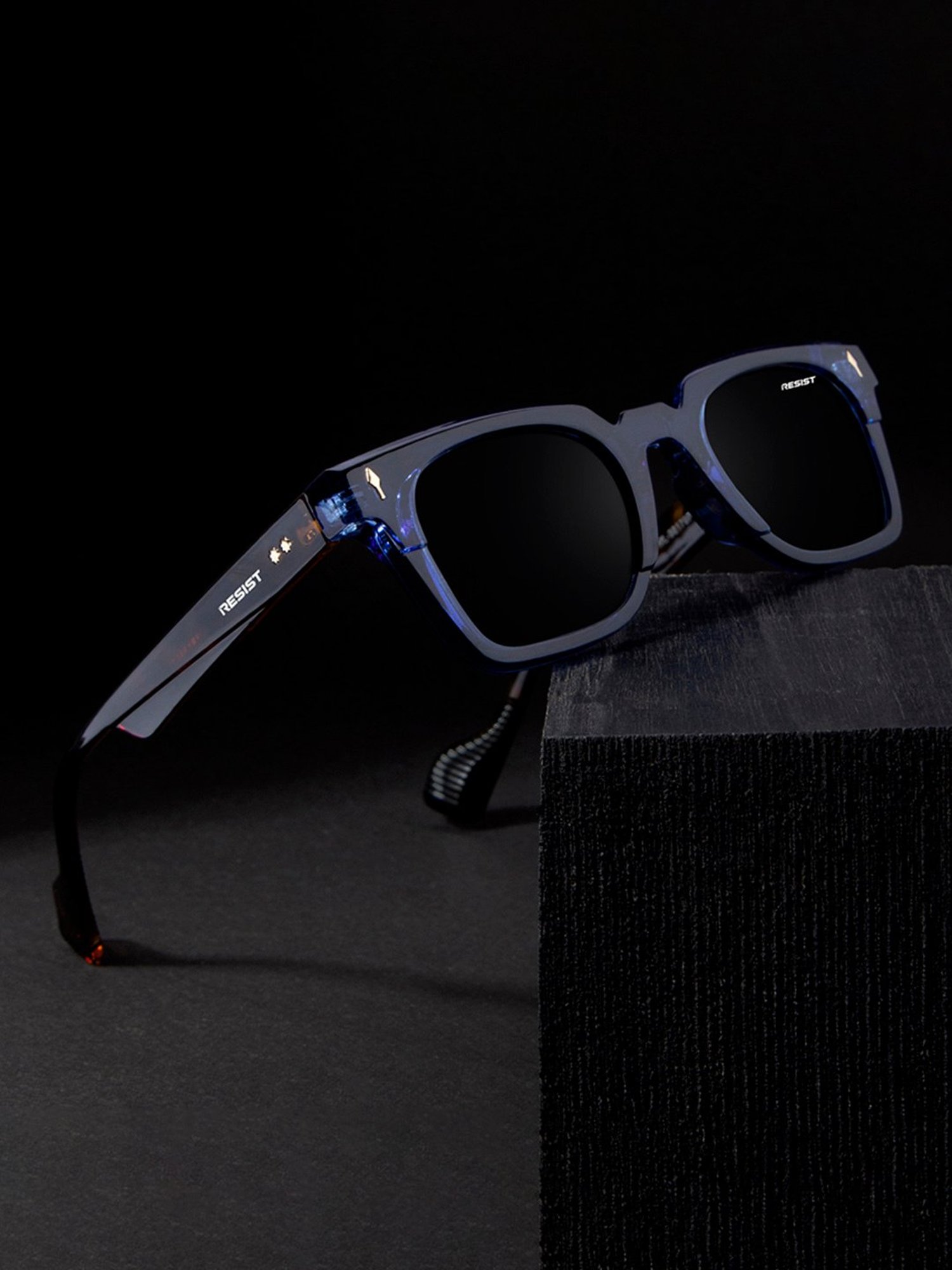 Resist Eyewear Black Wayfarer Polarised and UV Protected Lens Unisex Sunglasses