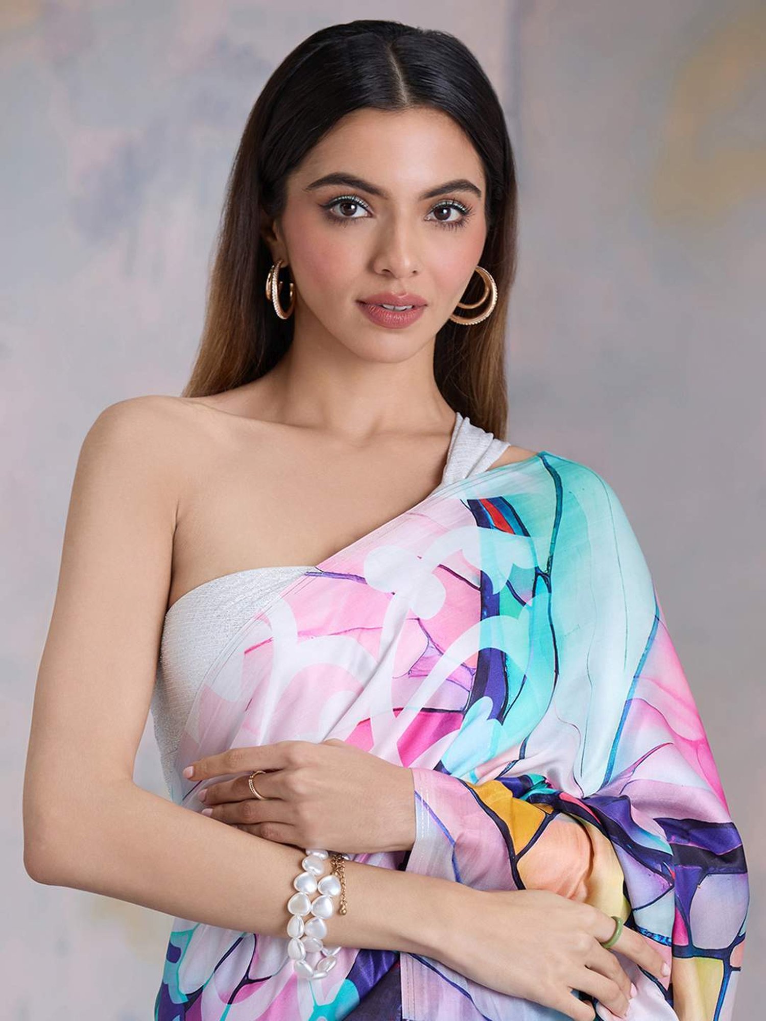 navyasa by liva Blue Printed Saree With Unstitched Blouse