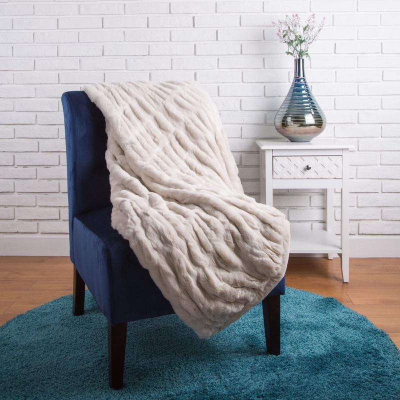 50" x 60" Faux Fur Elastic Throw Beige - Glitzhome