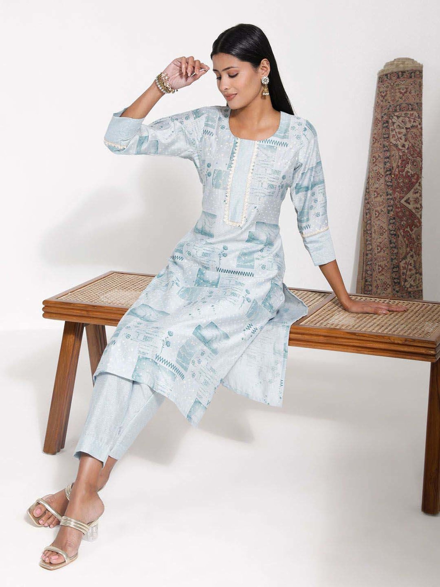 VASTRAMAY Aqua Blue Printed Kurta Pant Set