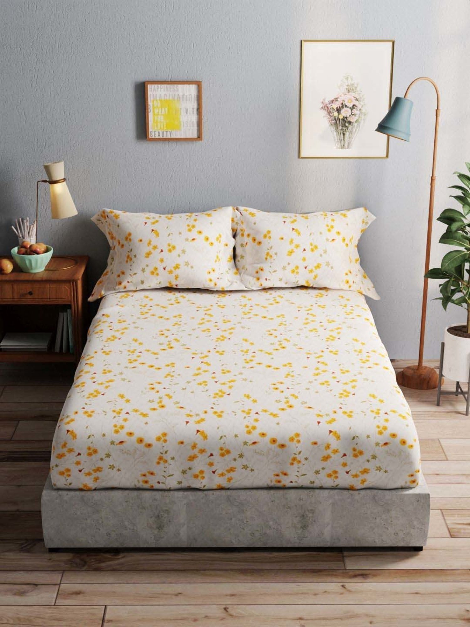Bianca Amolina Ivory & Yellow 135 TC Cotton Double Bedsheet with 2 Pillow Covers