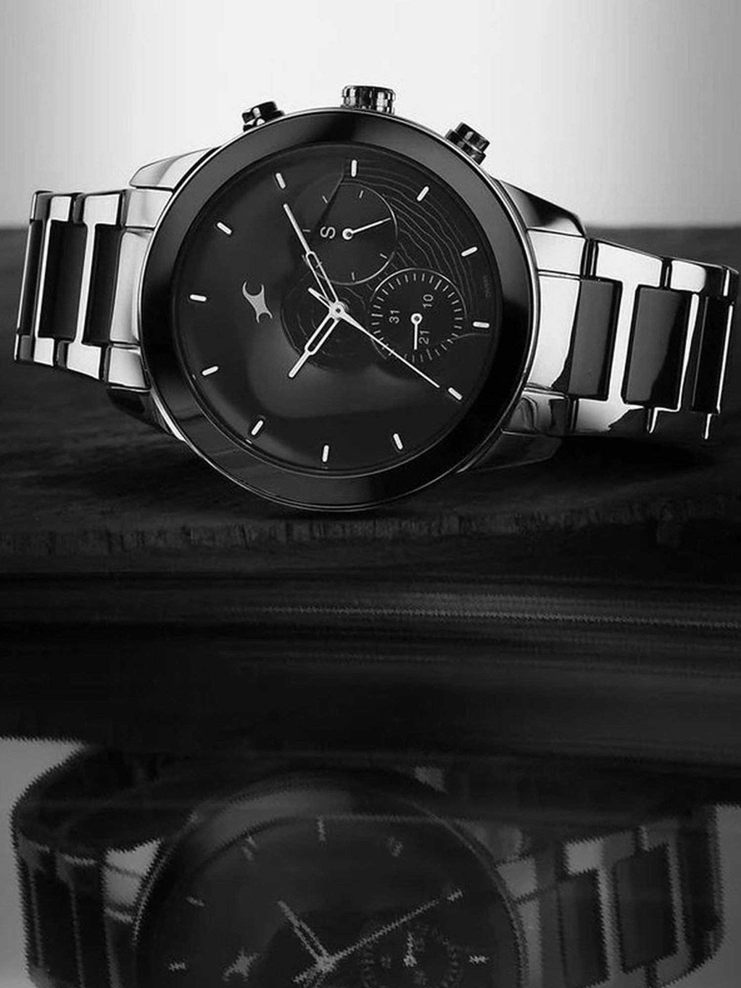 Fastrack 3304KD01 Cerame Analog Watch for Men