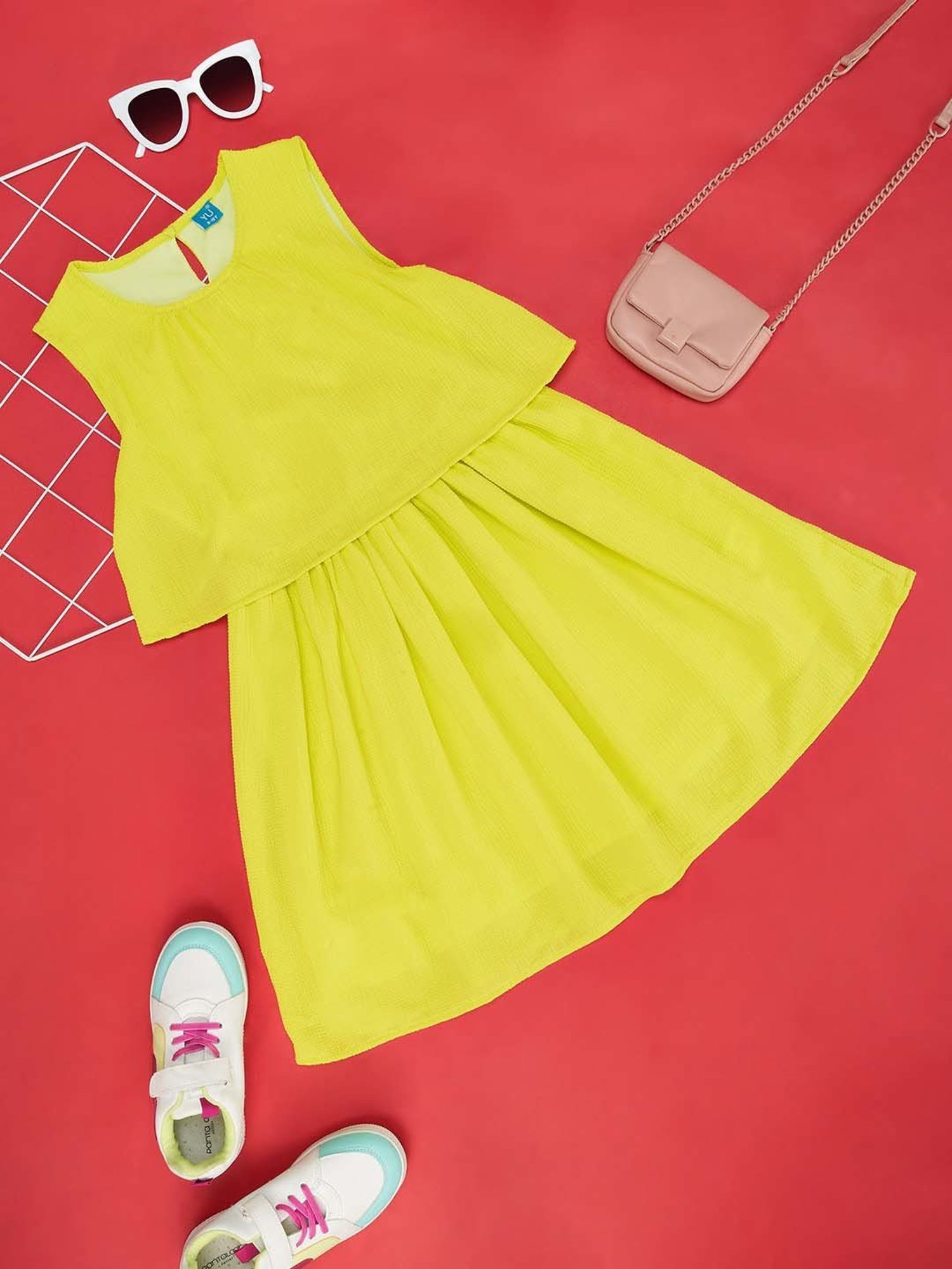 YU by Pantaloons Kids Green Self Pattern Dress