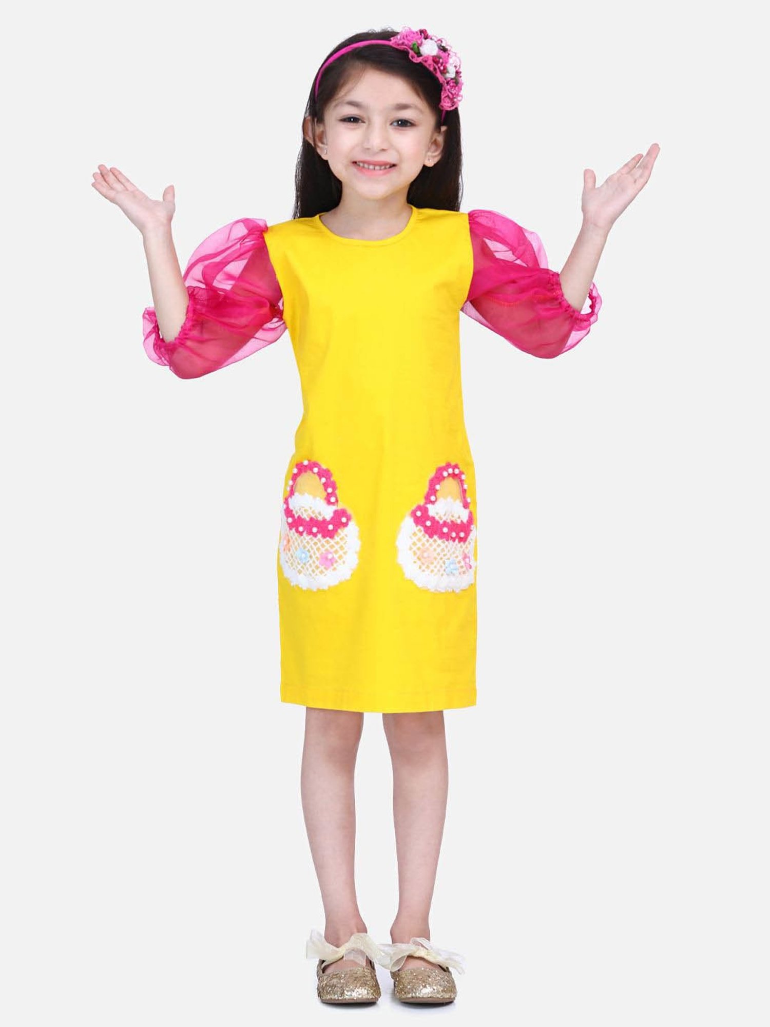 LilPicks Kids Yellow & Pink Cotton Embelished Dress