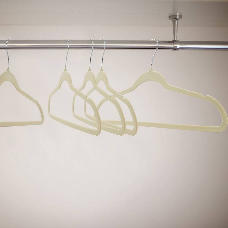 Elama Home 100 Piece Heavy Duty Velvet Non-Slip Slim Profile Hanger Set in Cream