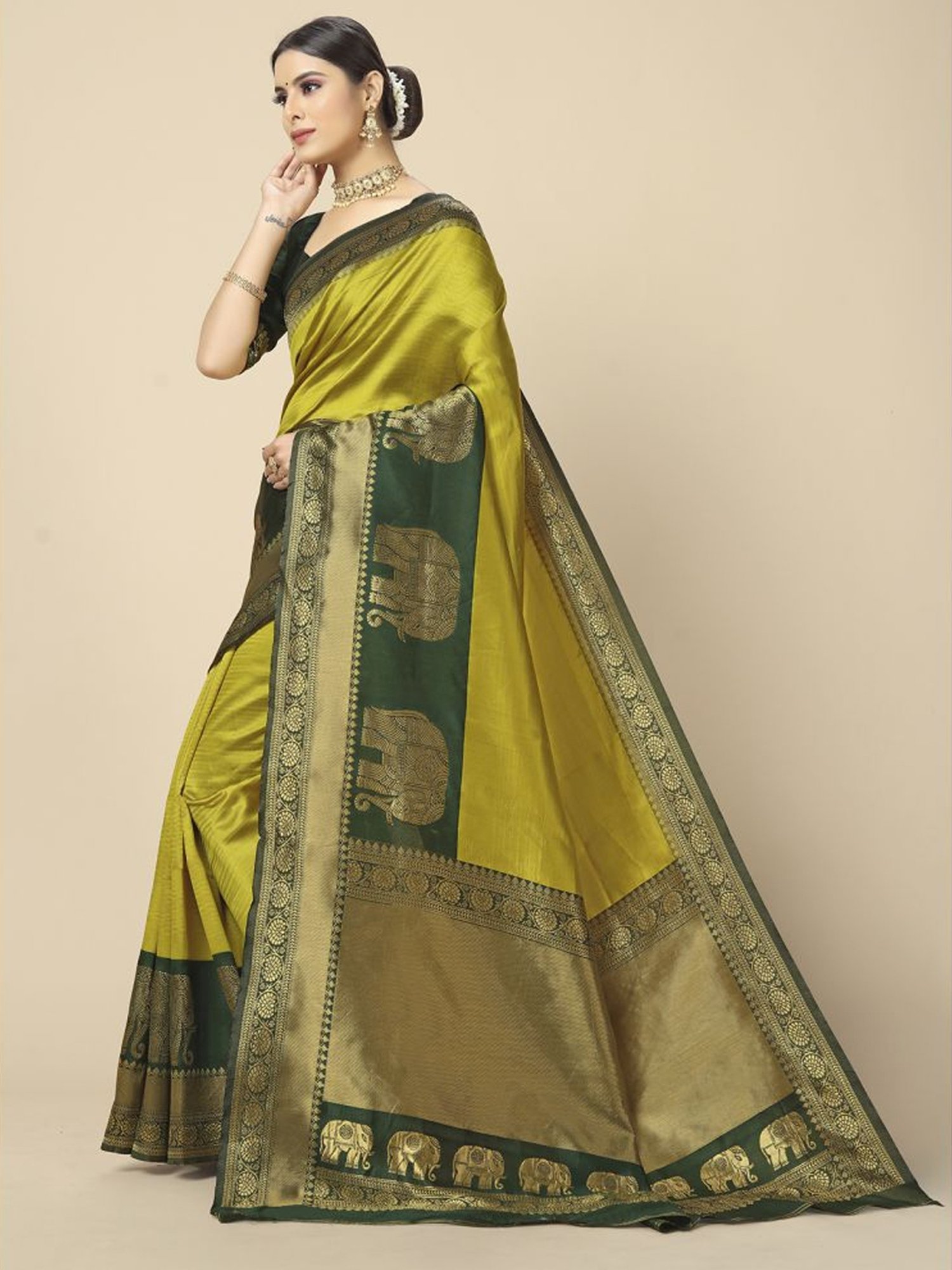 Rangita Green Silk Woven Saree With Unstitched Blouse