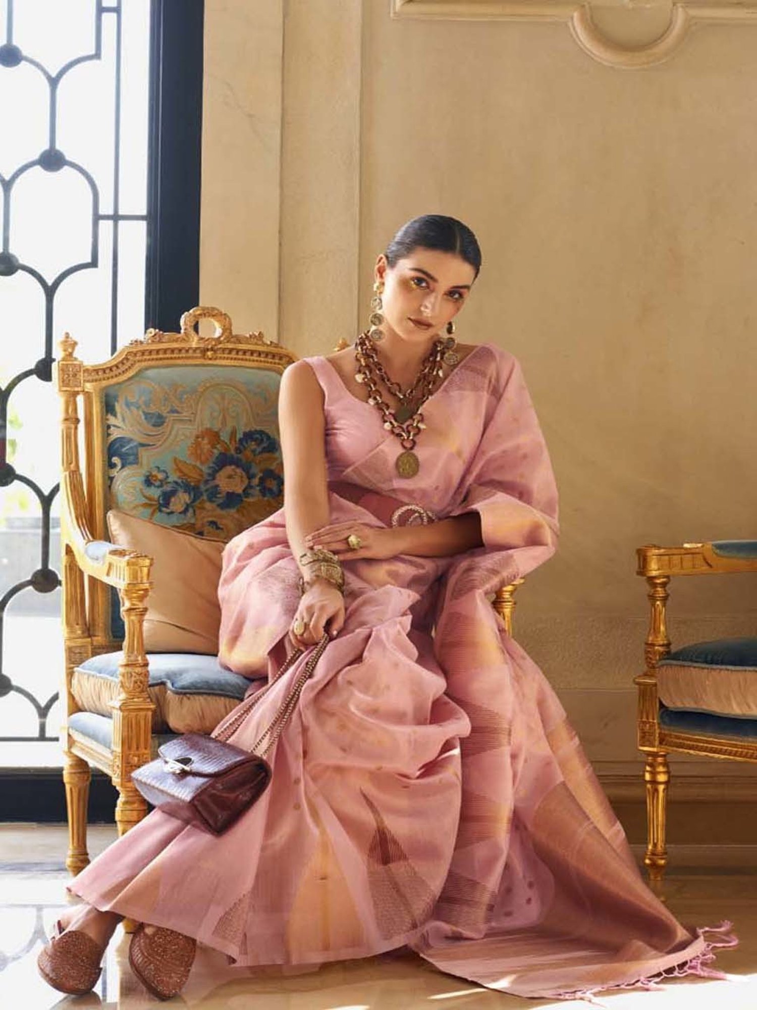 Elora Pink Silk Woven Saree With Unstitched Blouse