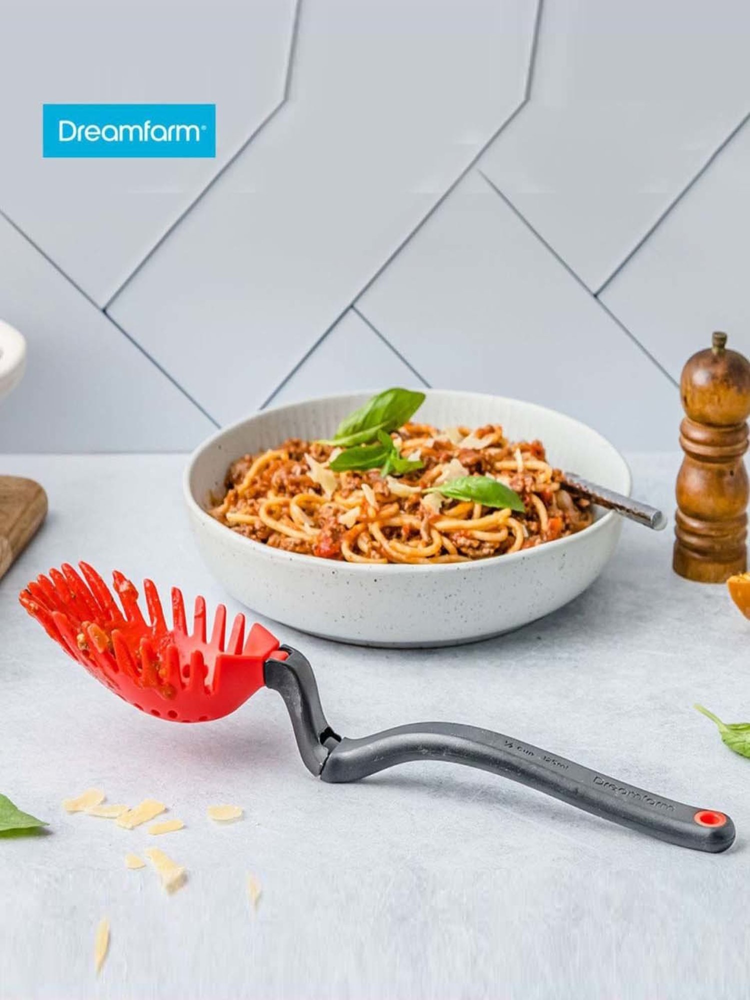 Dreamfarm Red Medium Holey Spadle