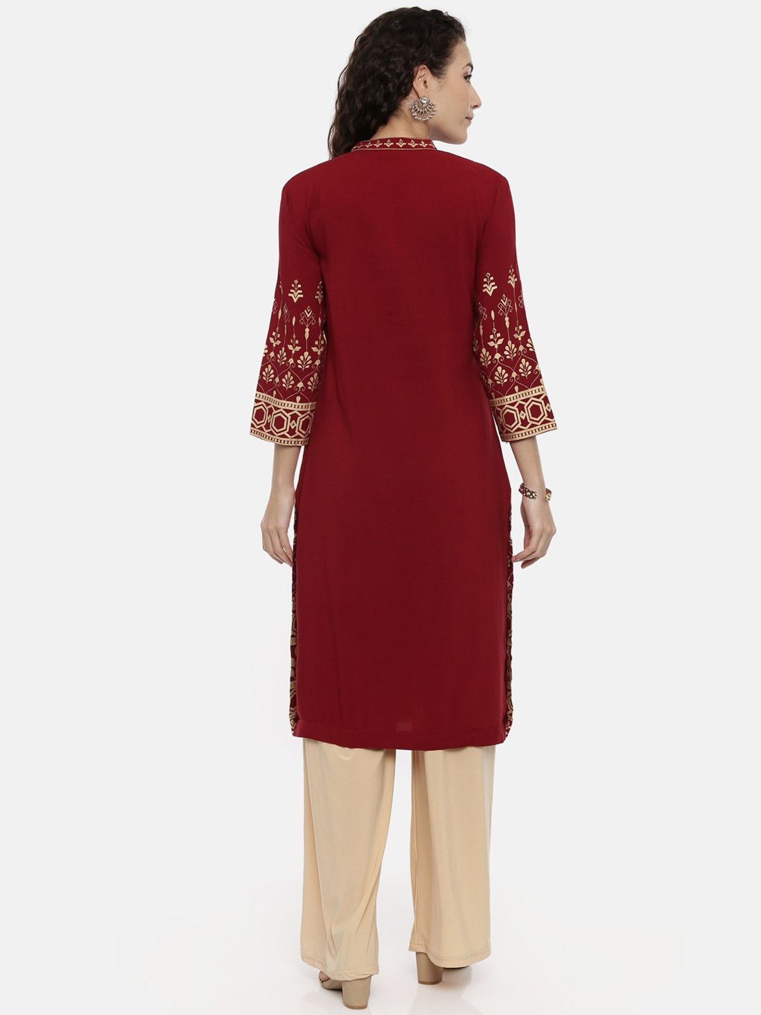 Neeru's Maroon Printed Straight Kurta