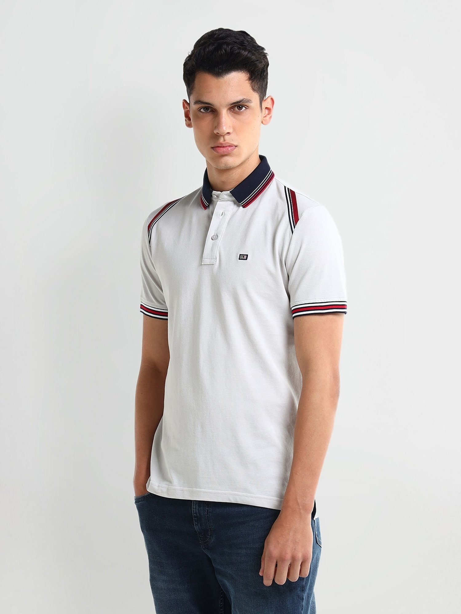 Arrow White Cotton Regular fit Solid Polo T-Shirt