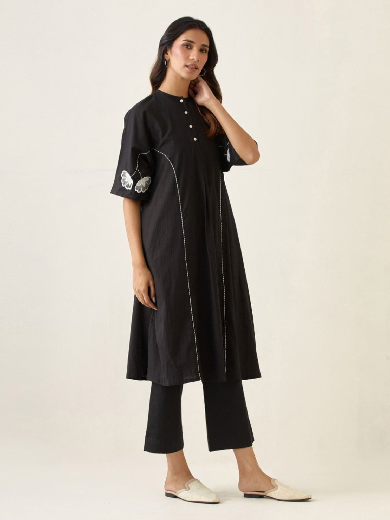 Vinusto Black Summer Nostalgia Kurta with Pant
