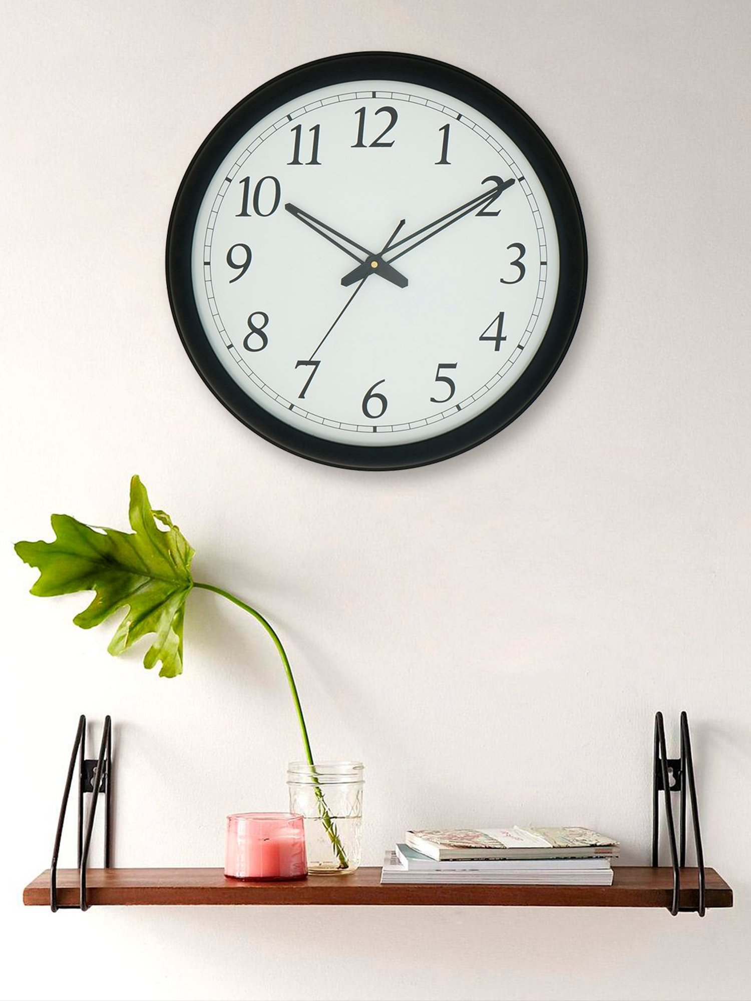 CHRONIKLE Round Black Wood Wall Clock