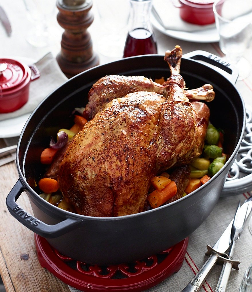 Staub cast Iron 7 QT Oval Cocotte