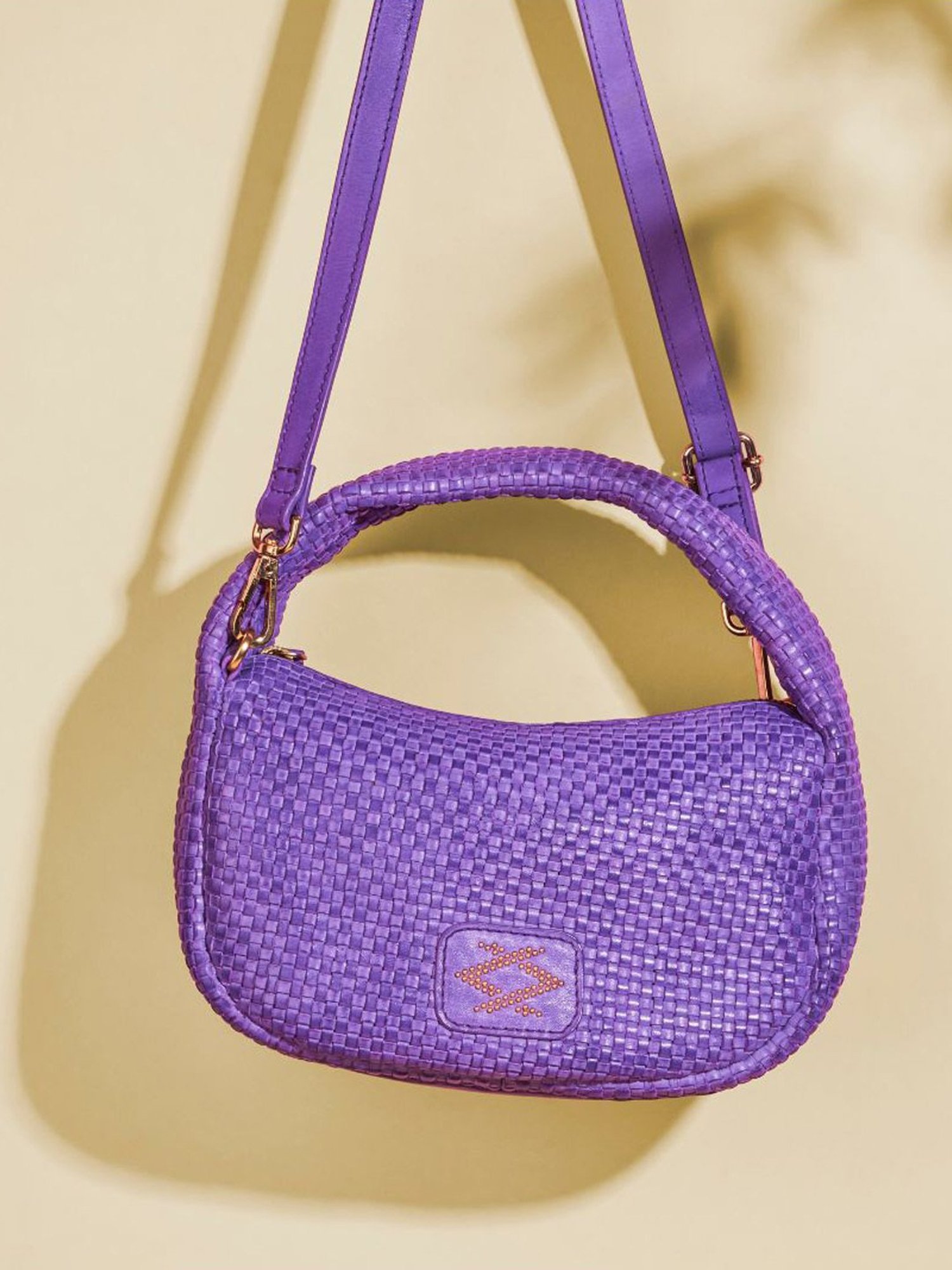 KOMPANERO Amber Lavender Leather Textured Handbag