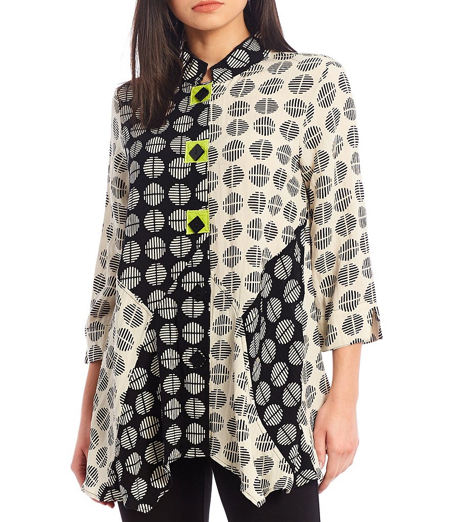 Ali Miles Abstract Dot Print 3/4 Sleeve Asymmetrical Hem Blouse