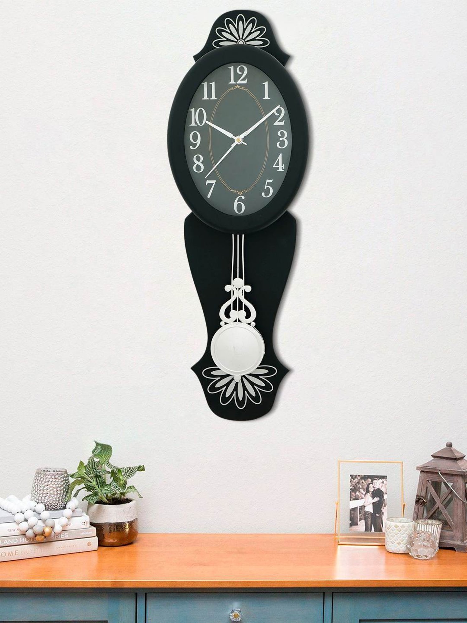 CHRONIKLE Elegant Vertical Grey Wood Wall Clock