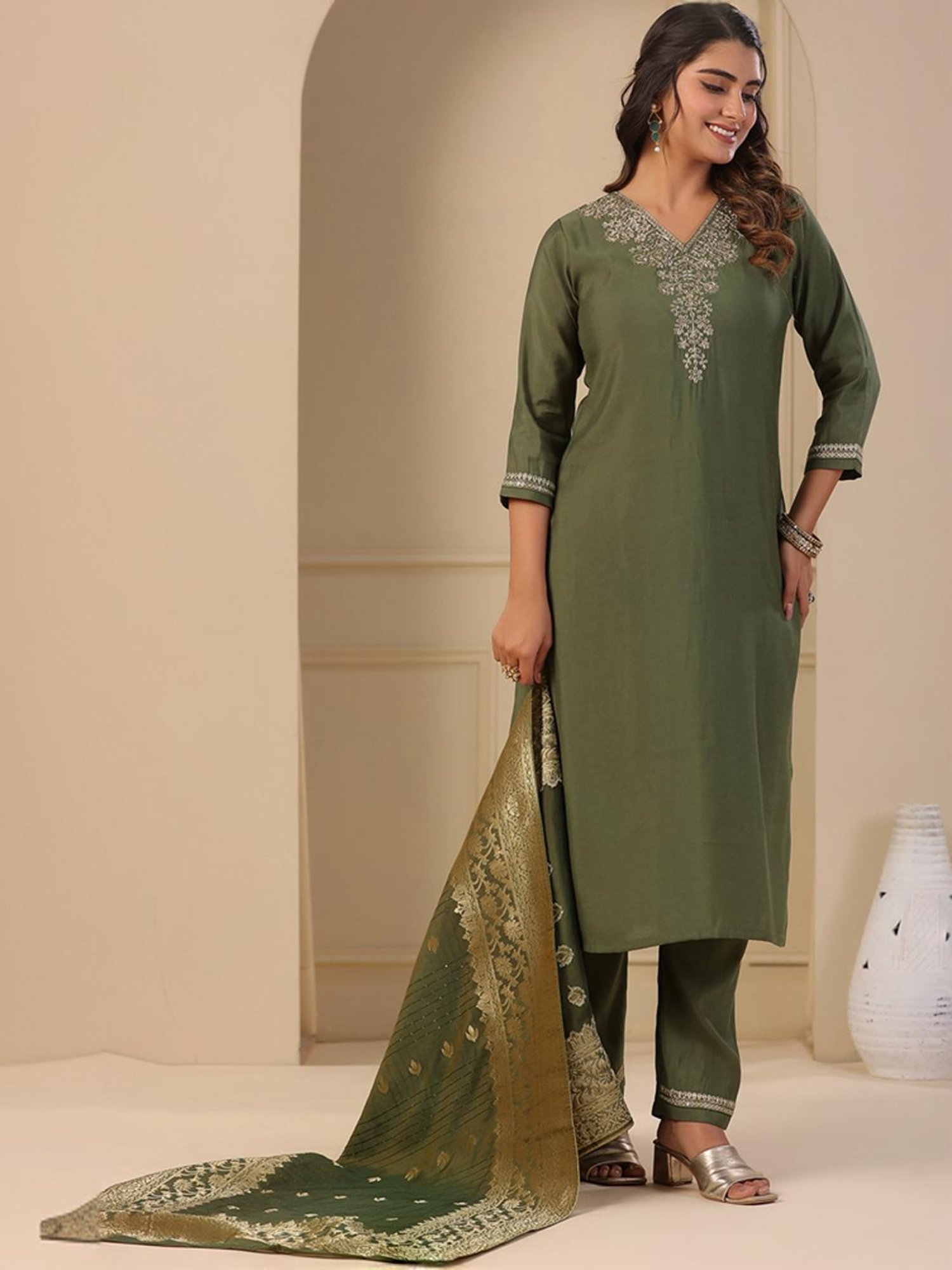 Fashor Green Embroidered Kurta Pant Set With Dupatta