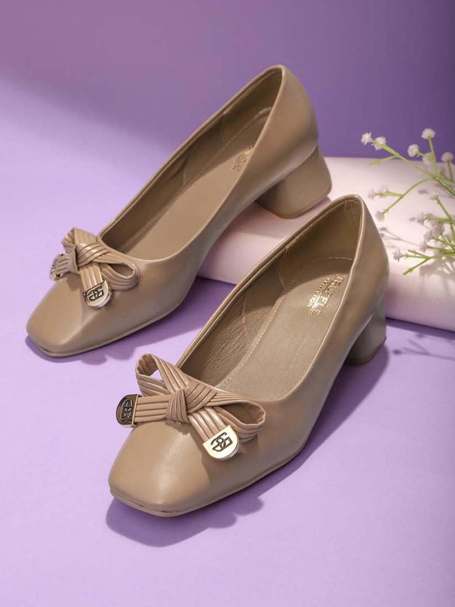 Truffle Collection Women's Beige Casual Pumps