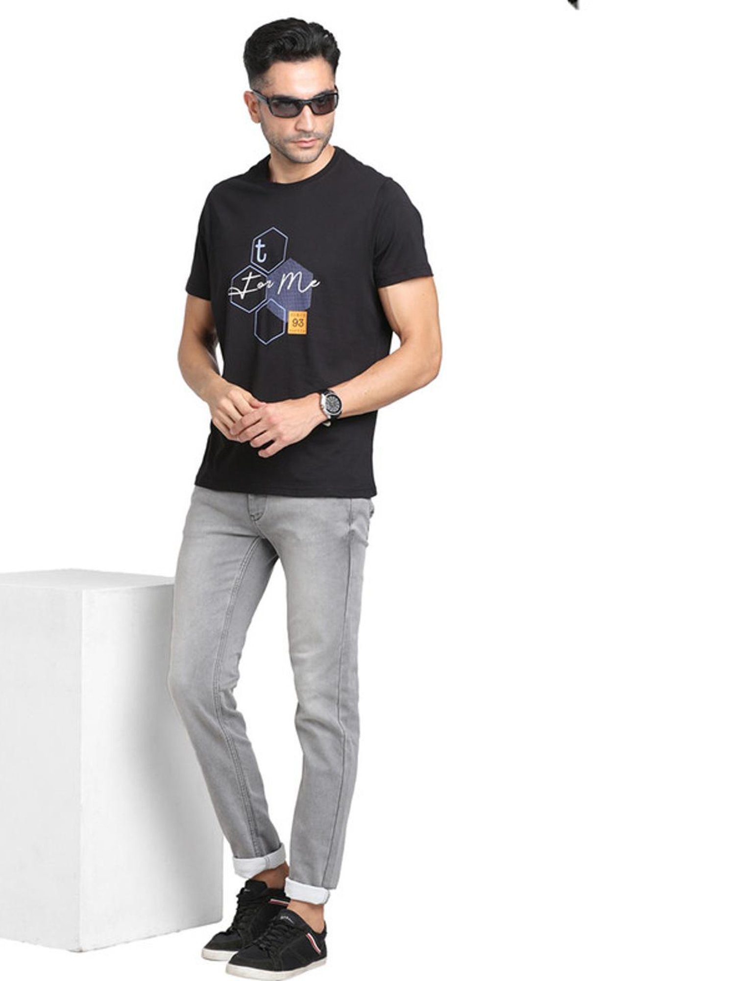 Turtle Black Slim Fit Printed T-Shirts